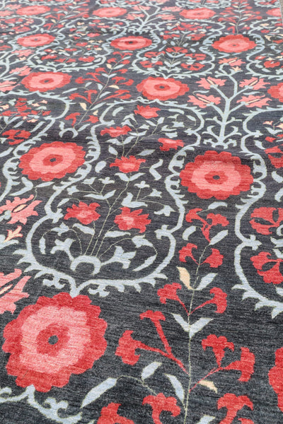 Suzani Handwoven Transitional Rug, J74839