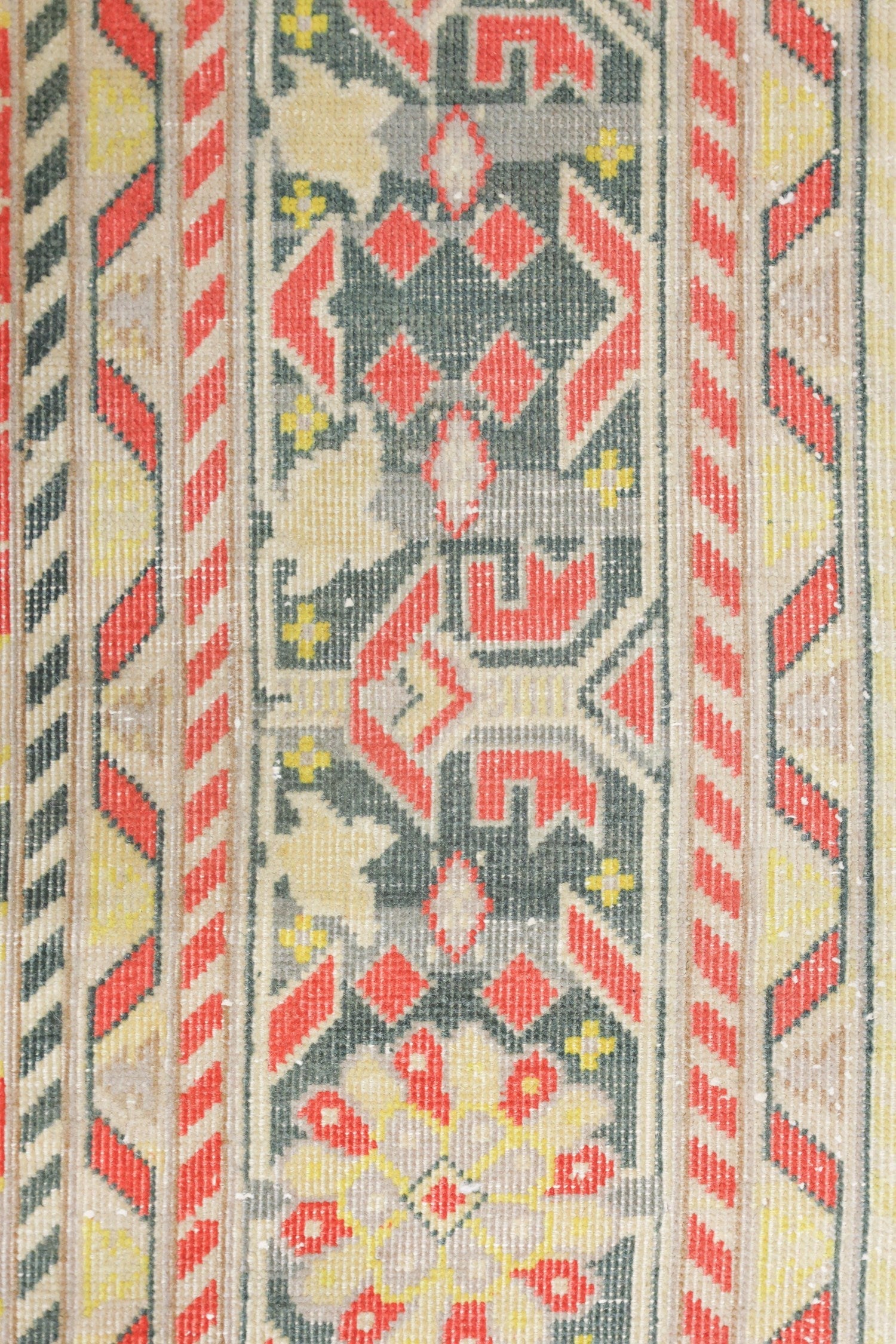 Vintage Agra Handwoven Tribal Rug, J75131