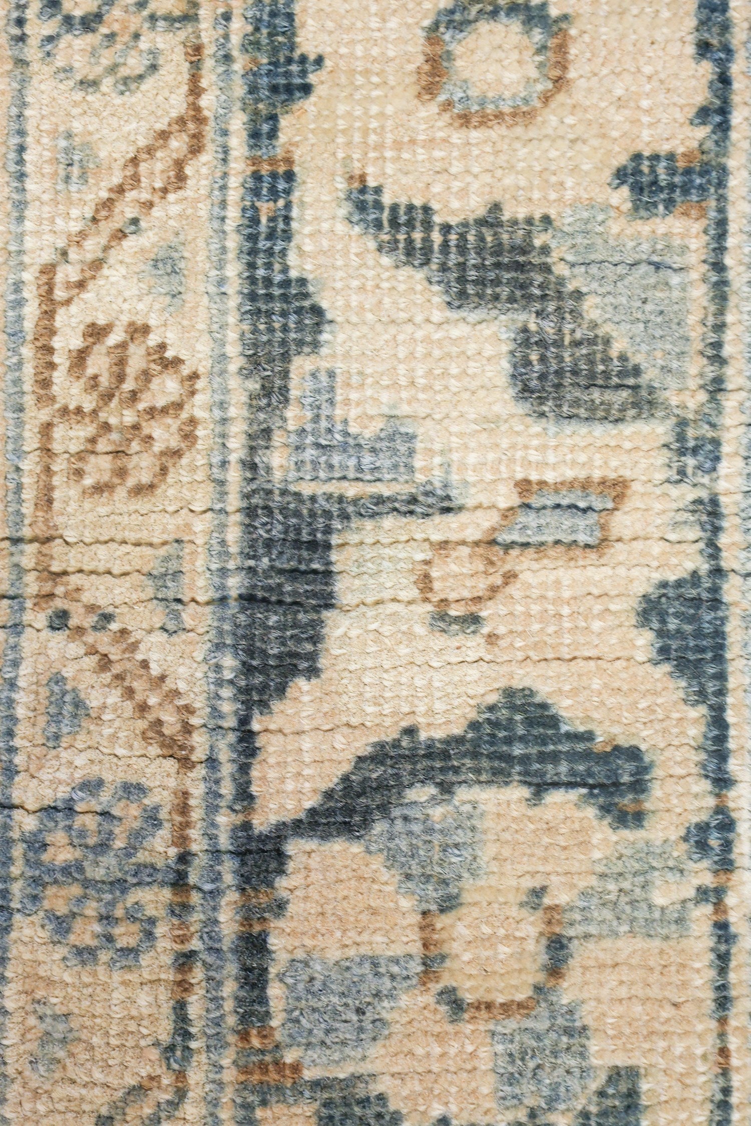 Vintage Ahar Heriz Handwoven Tribal Rug, J73845