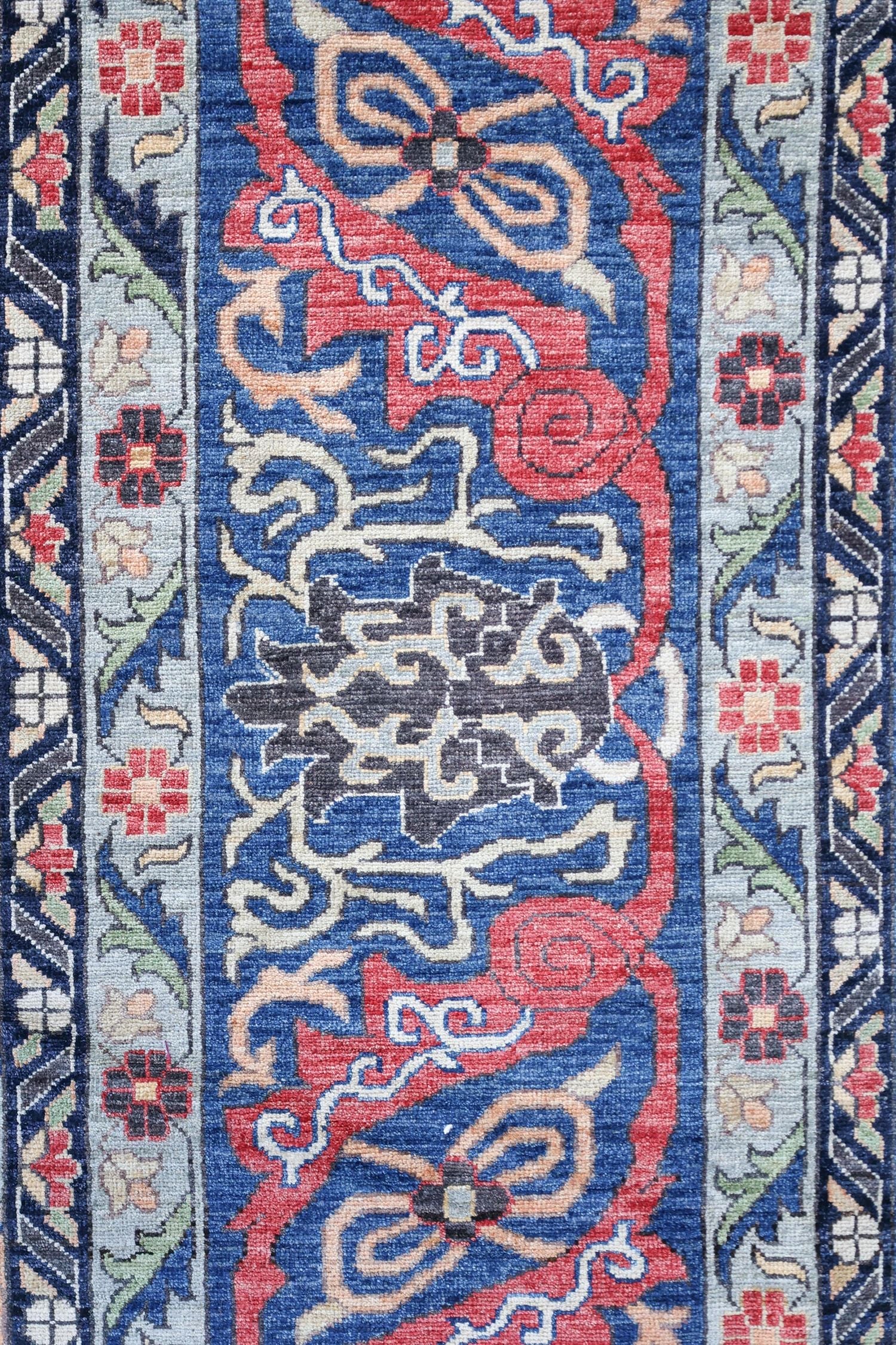 Arabesque Handwoven Tribal Rug, J74815