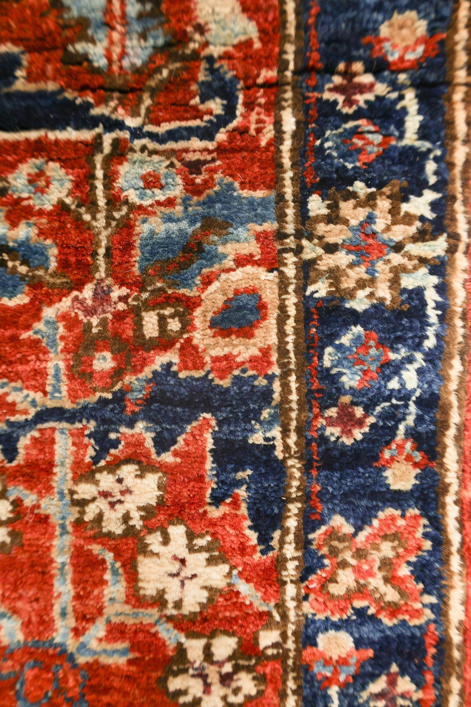 Arabesque Handwoven Tribal Rug, J75347