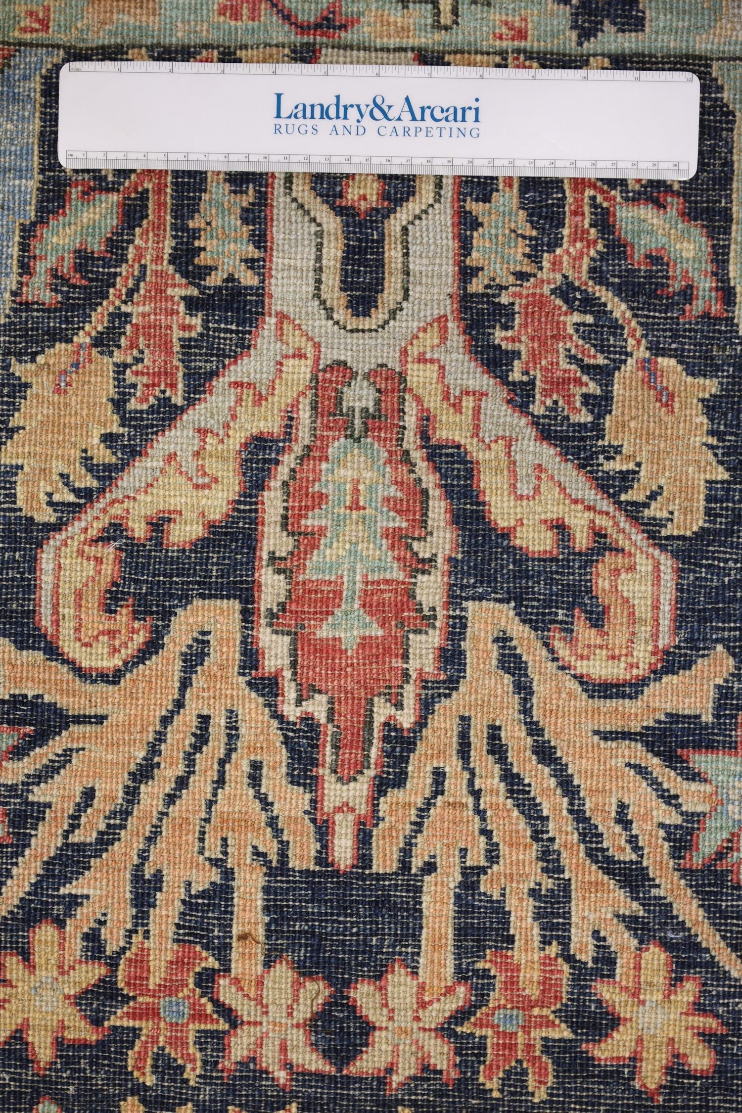 Arabesque Bijar Handwoven Tribal Rug, J71217