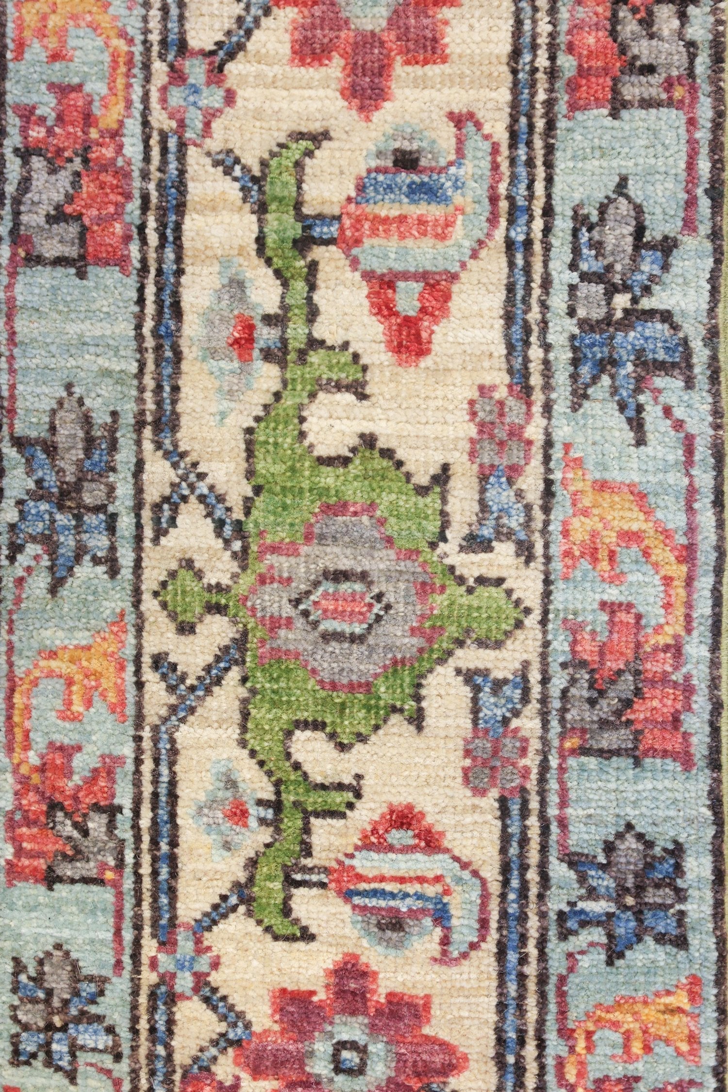 Arabesque Bijar Handwoven Tribal Rug, J74202