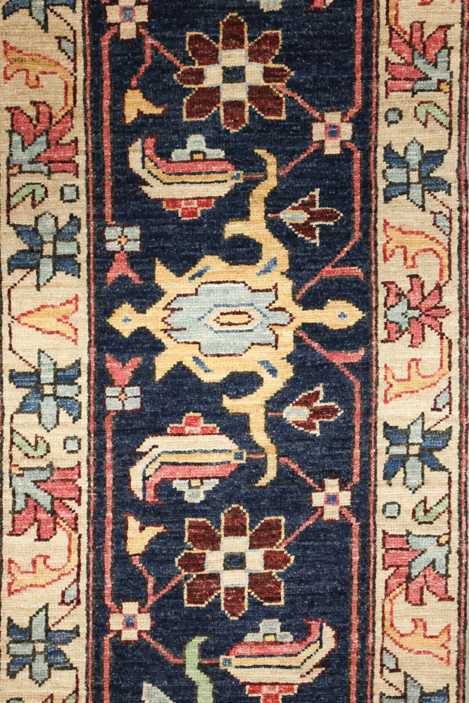 Arabesque Bijar Handwoven Tribal Rug, J74808