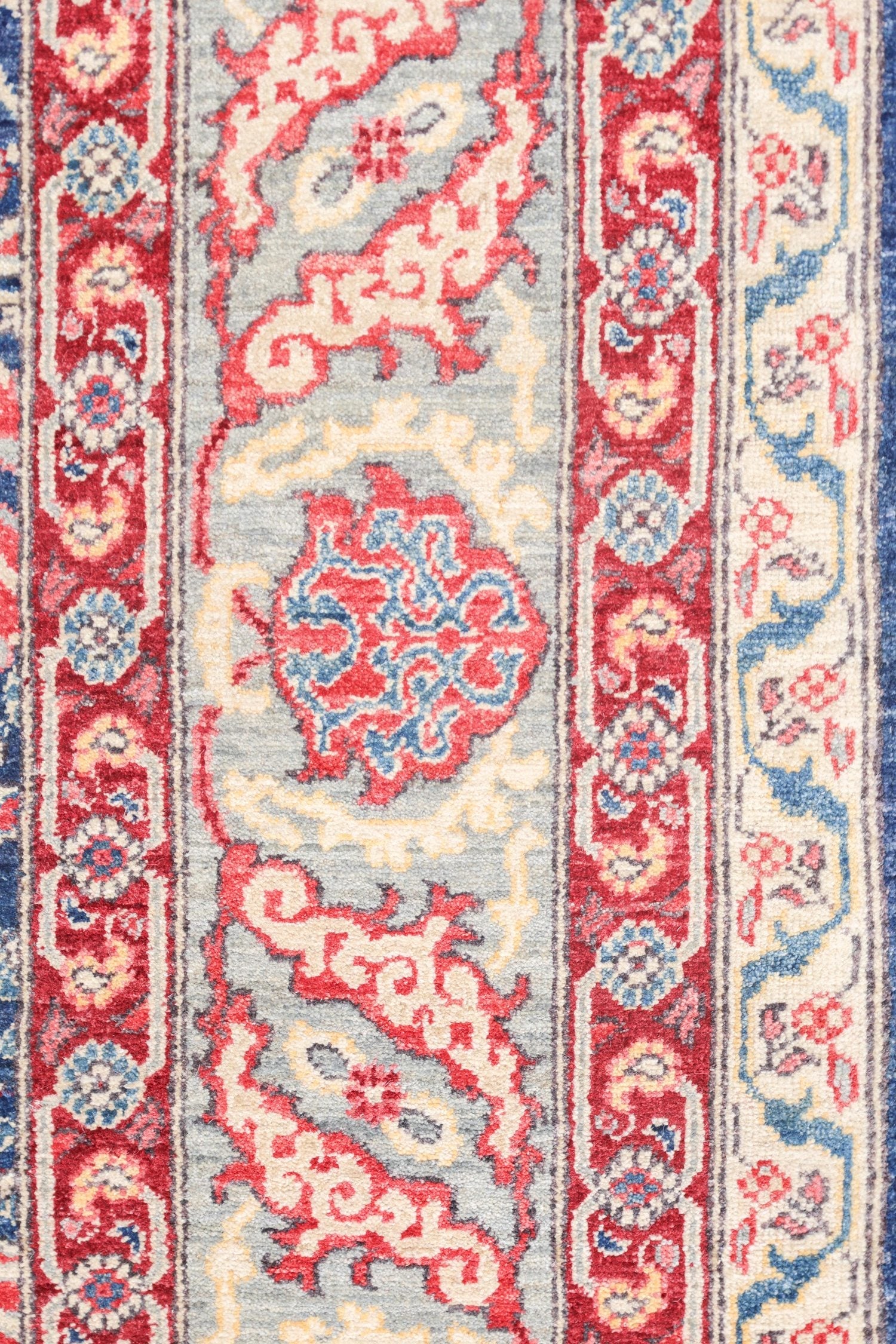 Arabesque Bijar Handwoven Tribal Rug, J74980