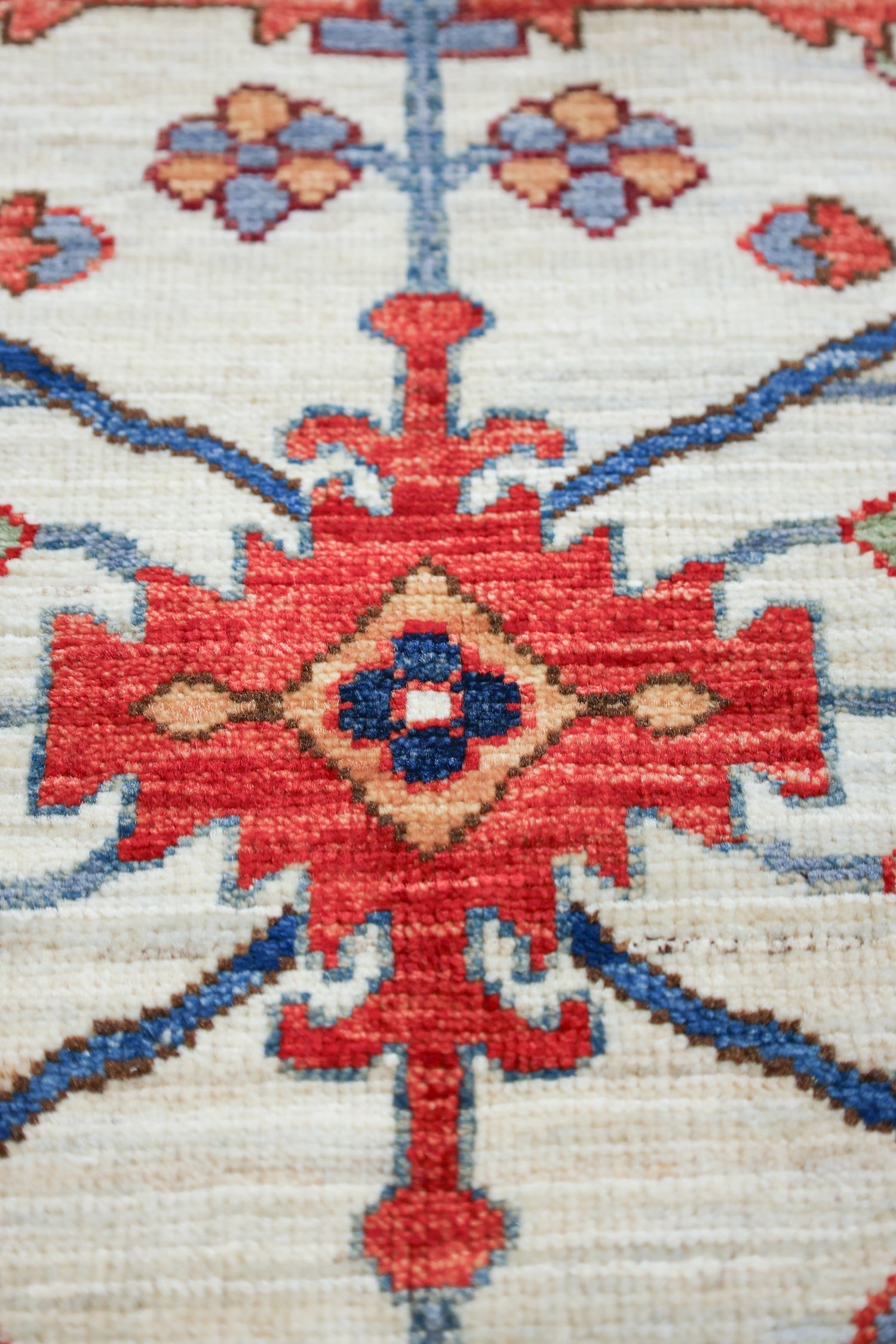 Arabesque Bijar Handwoven Tribal Rug, J75441