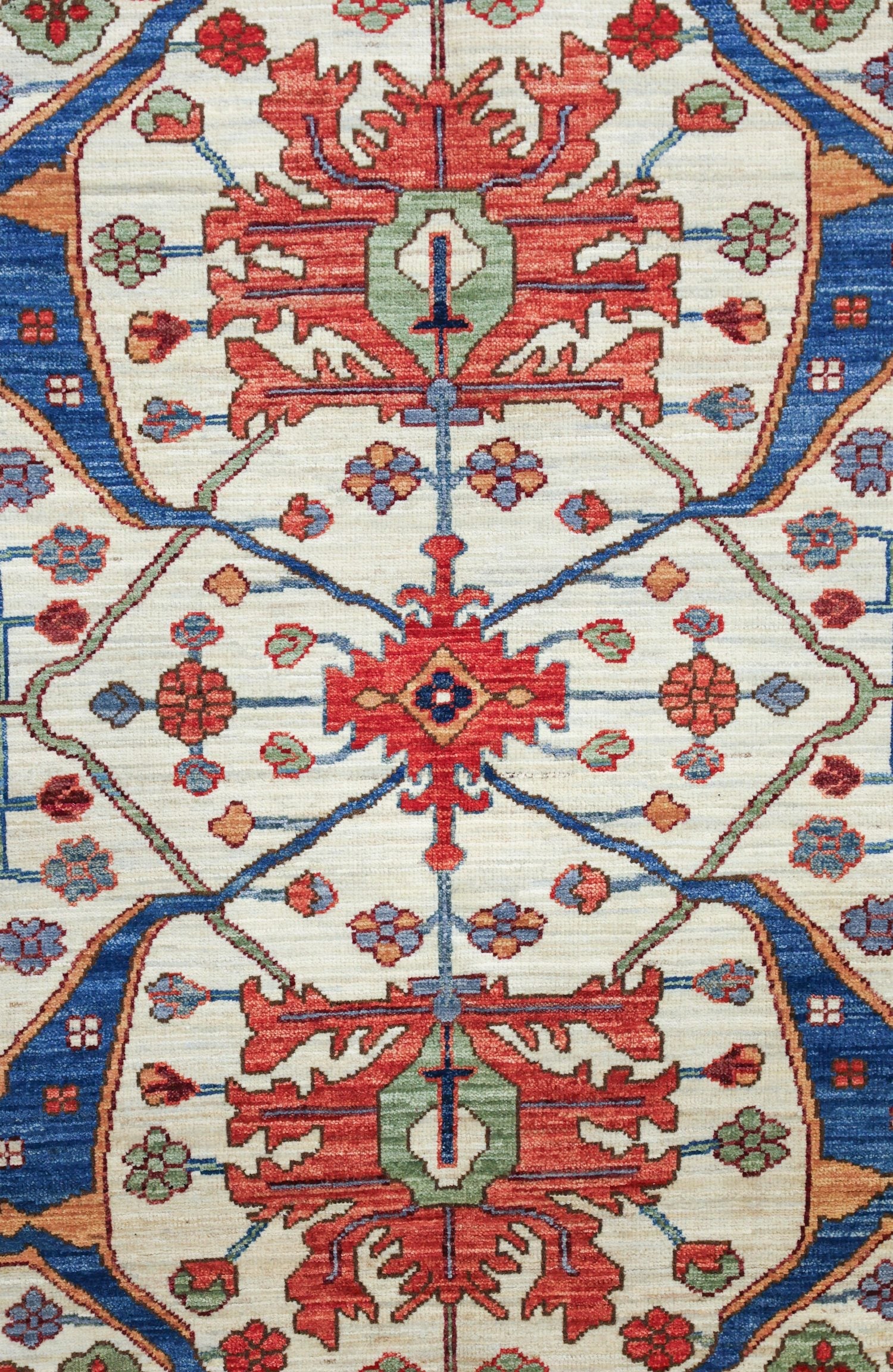 Arabesque Bijar Handwoven Tribal Rug, J75441