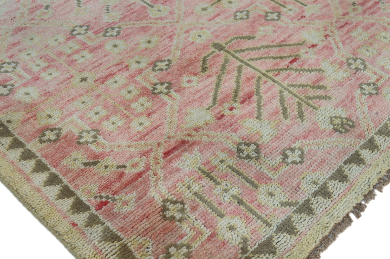 Bakhtiari Handwoven Tribal Rug, J71624