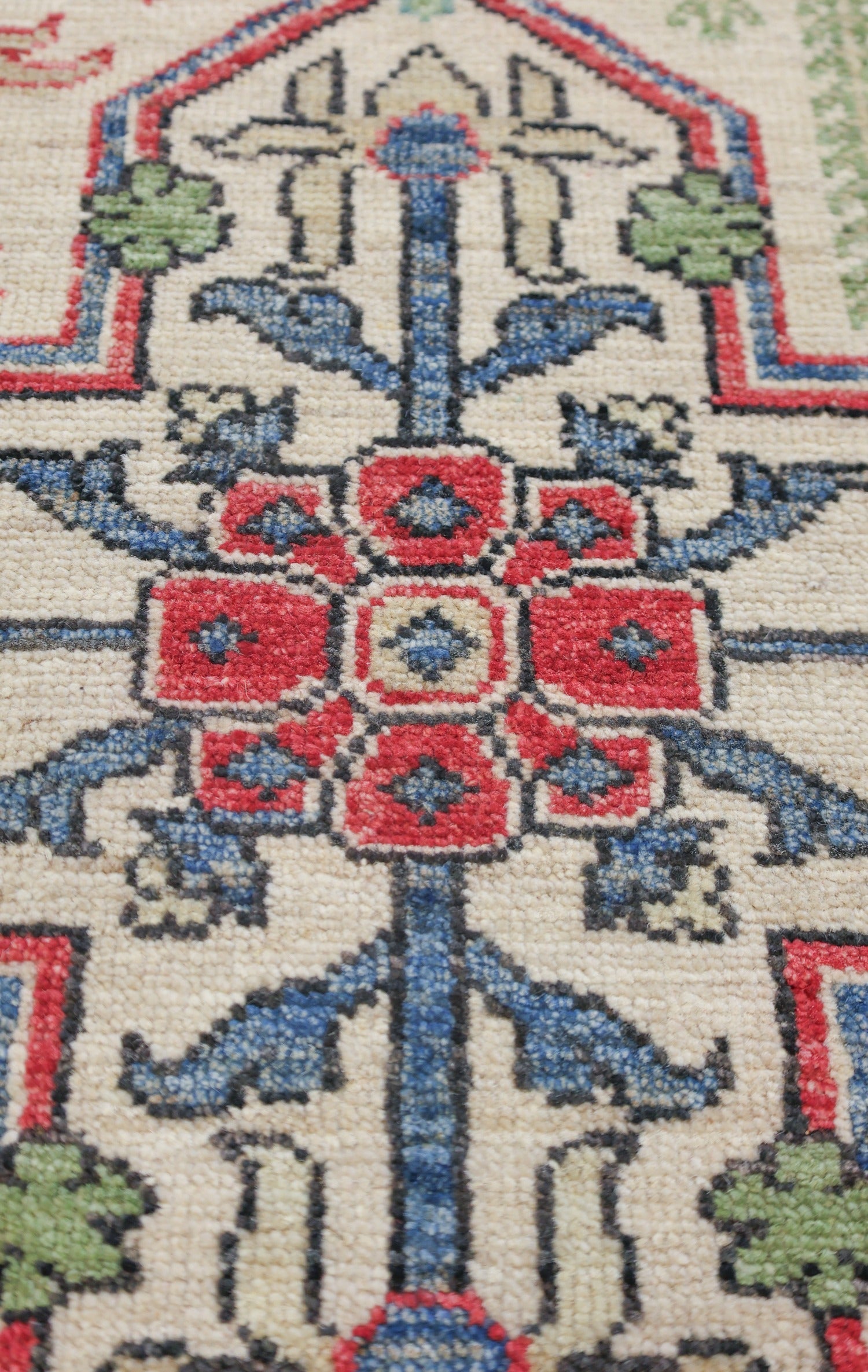 Bakhtiari Handwoven Tribal Rug, J74234