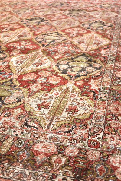 Vintage Bakhtiari Handwoven Tribal Rug, J75812