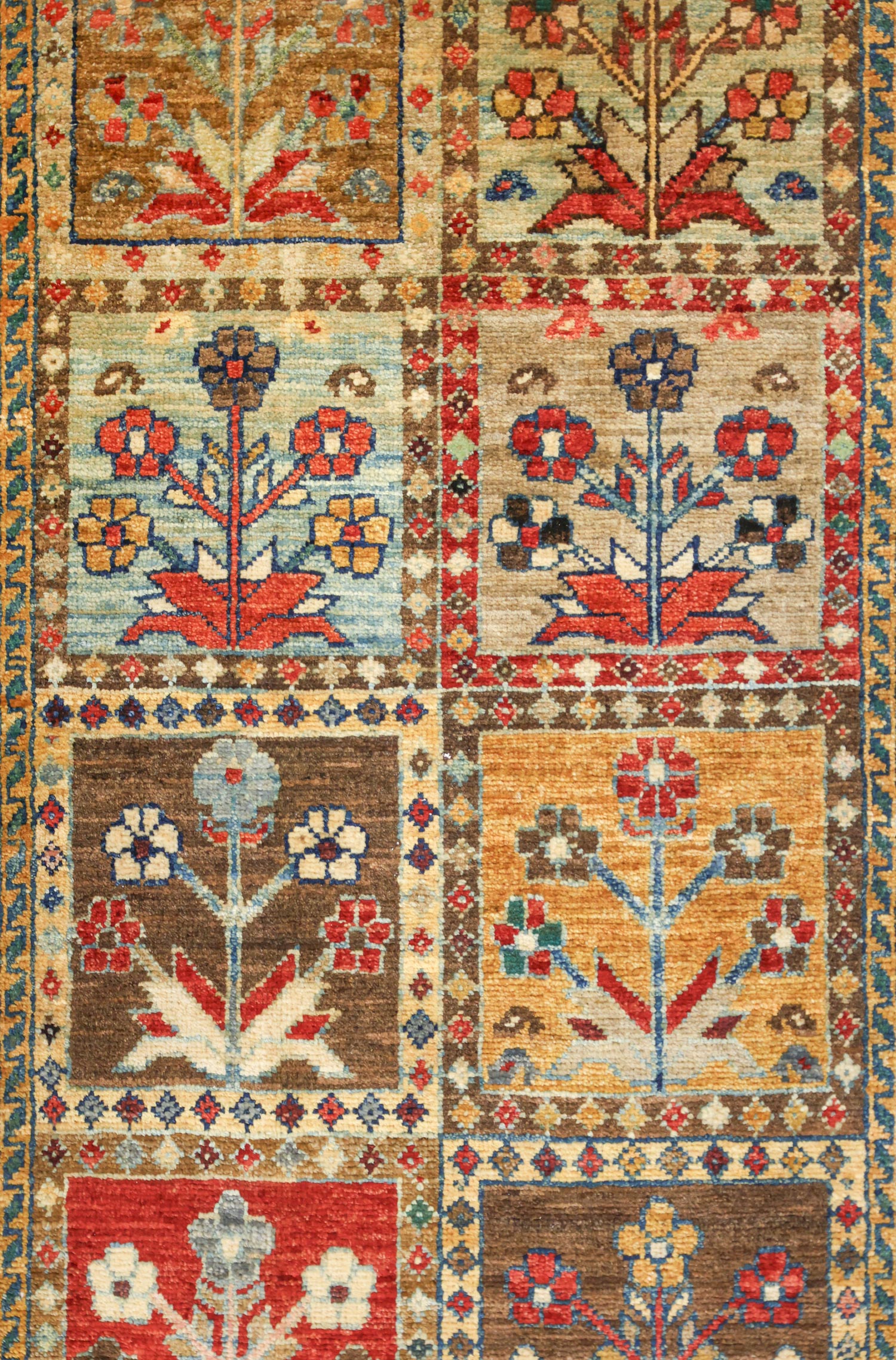 Bakhtiari Handwoven Tribal Rug, J76949