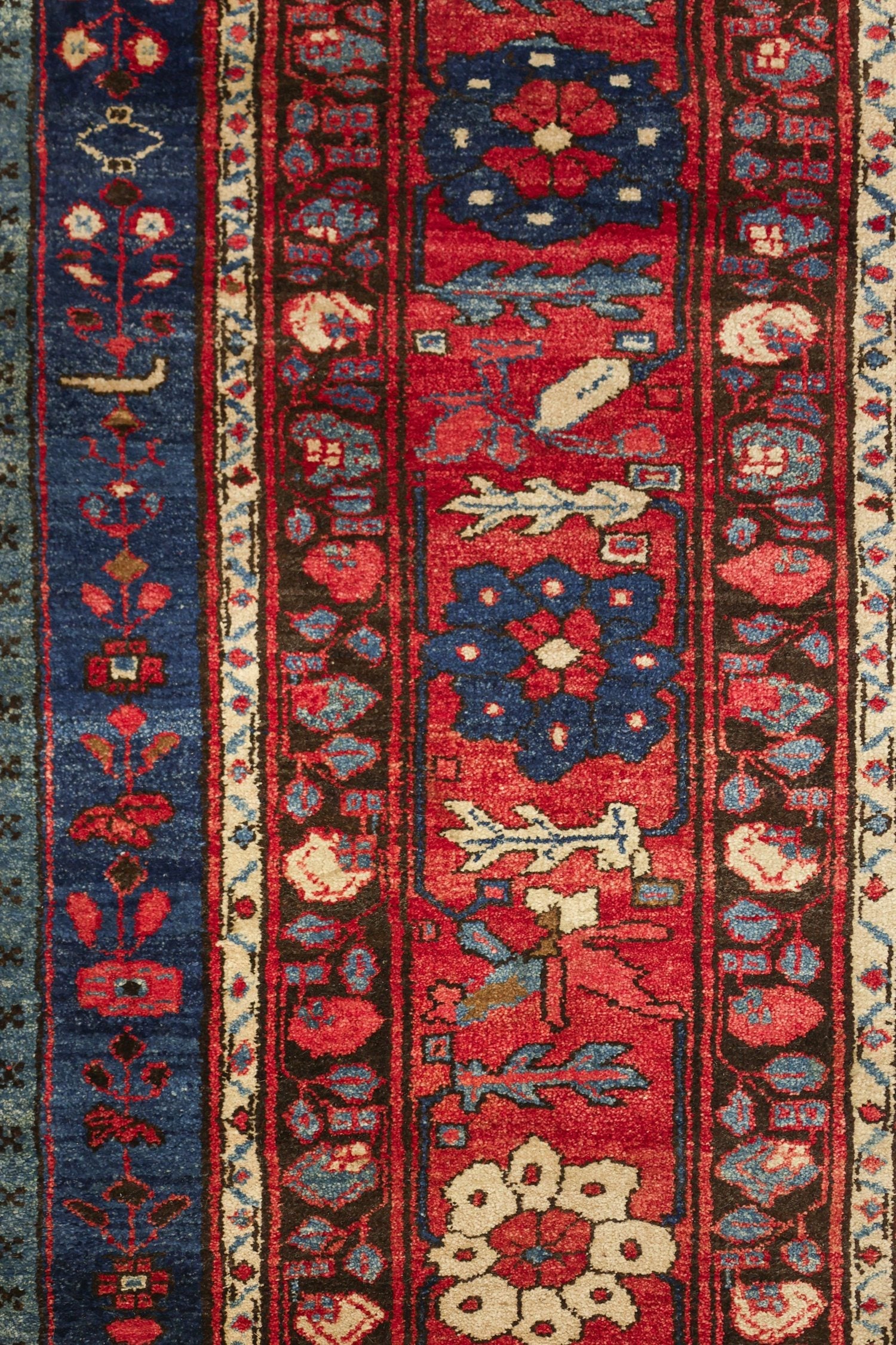 Bakshaish Handwoven Tribal Rug, J76420