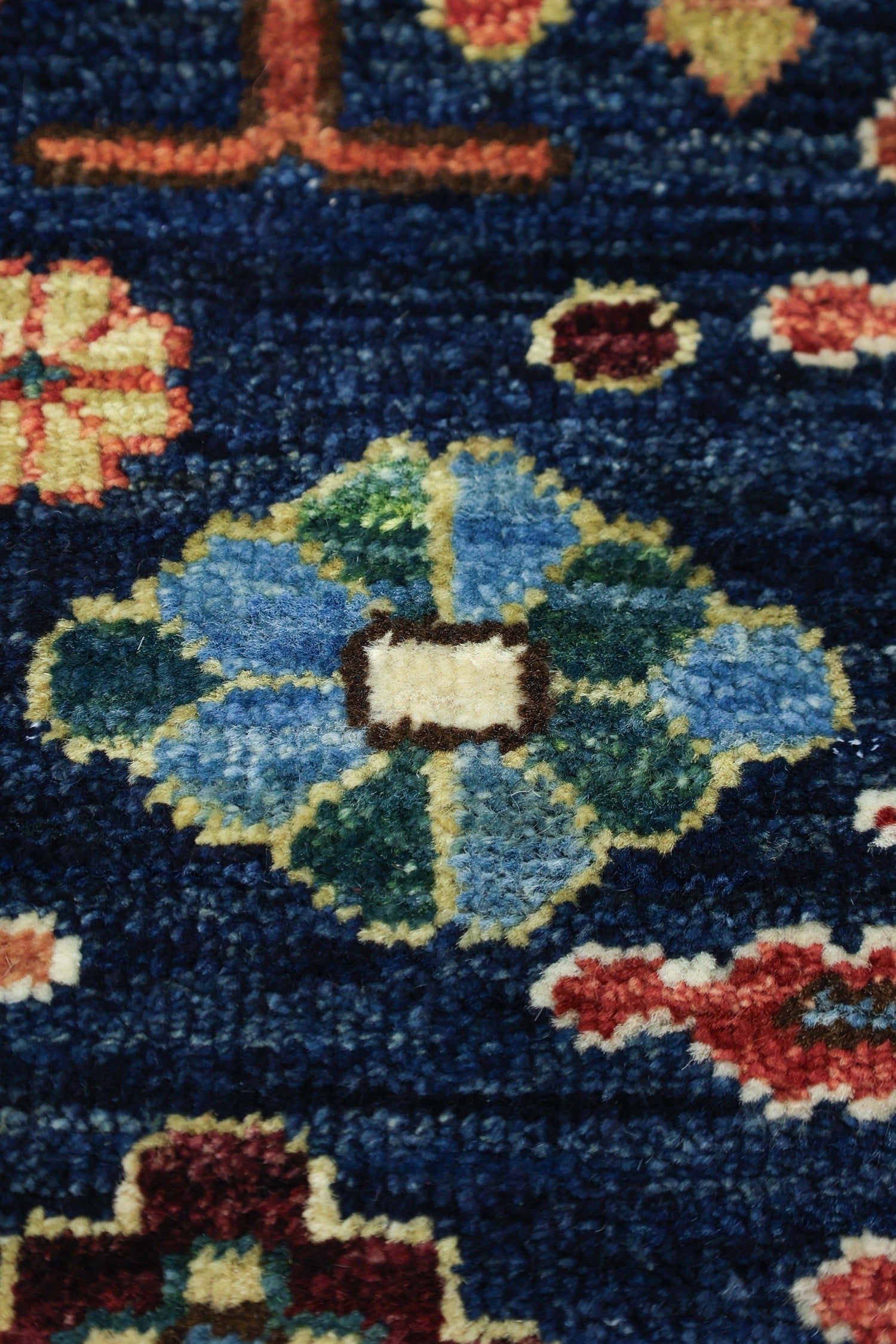 Bakshaish Handwoven Tribal Rug, J76807