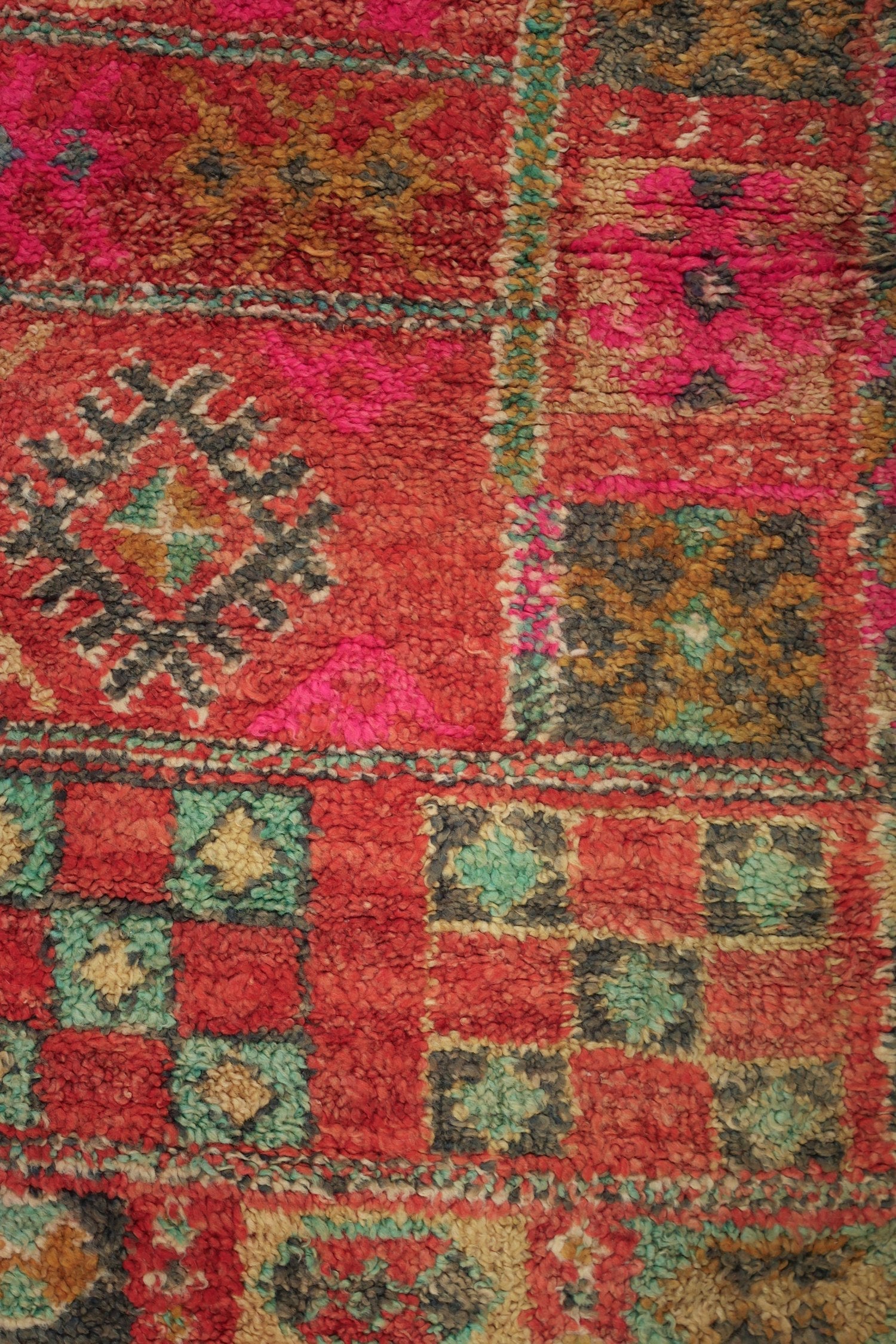 Vintage Berber Handwoven Tribal Rug, J74106