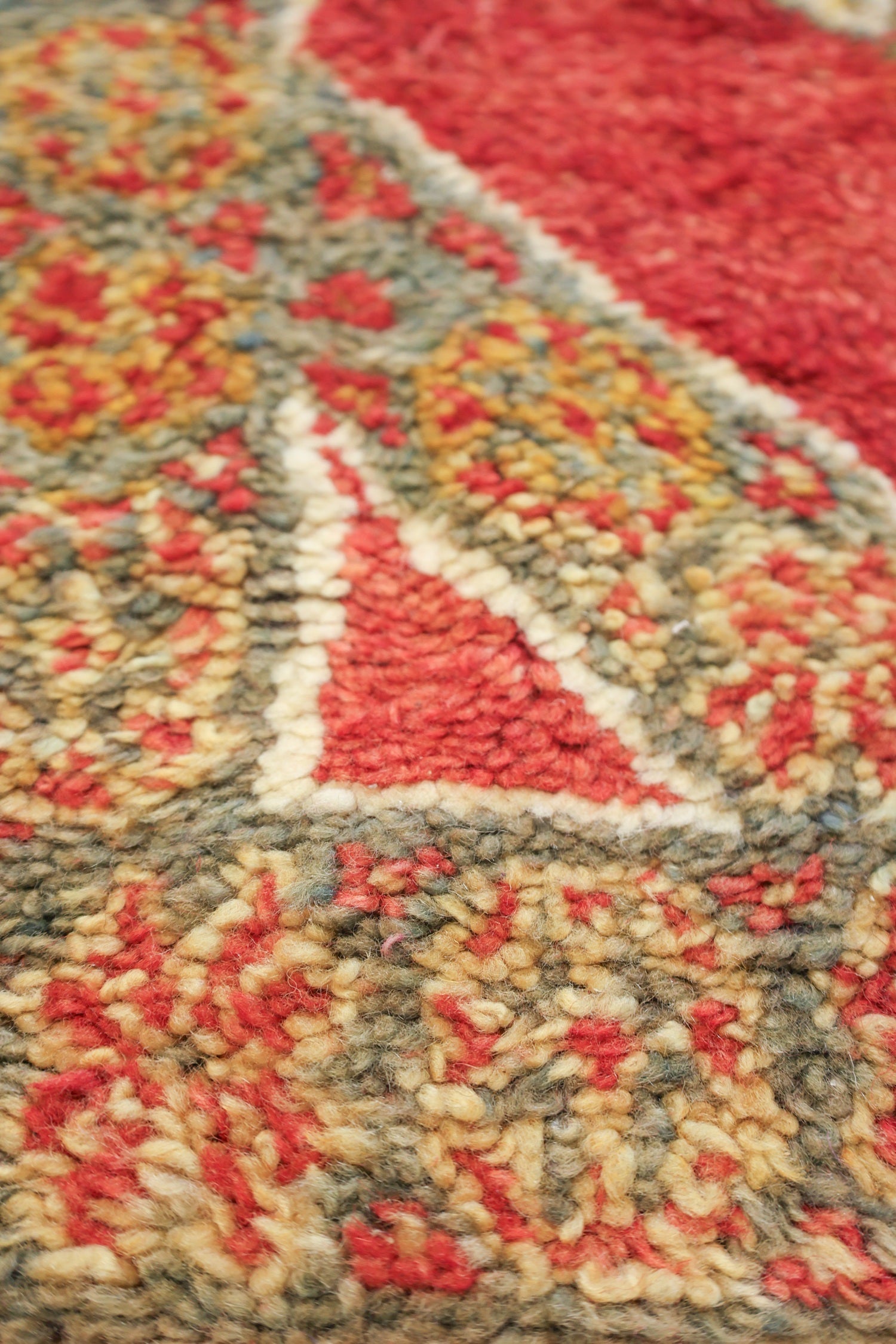 Vintage Berber Handwoven Tribal Rug, J74110