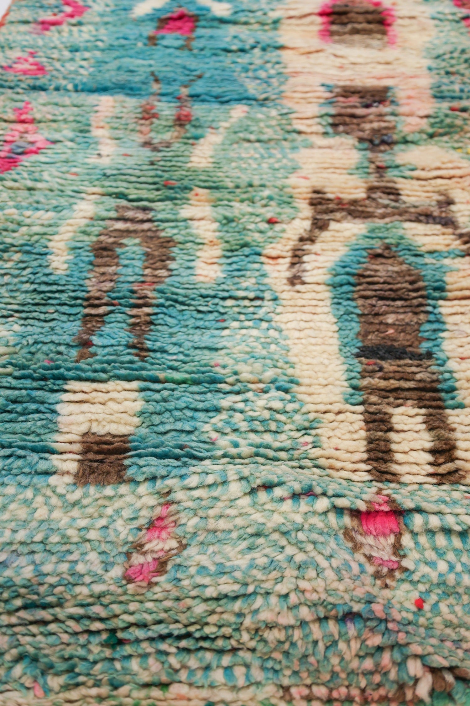 Vintage Berber Handwoven Tribal Rug, J74083