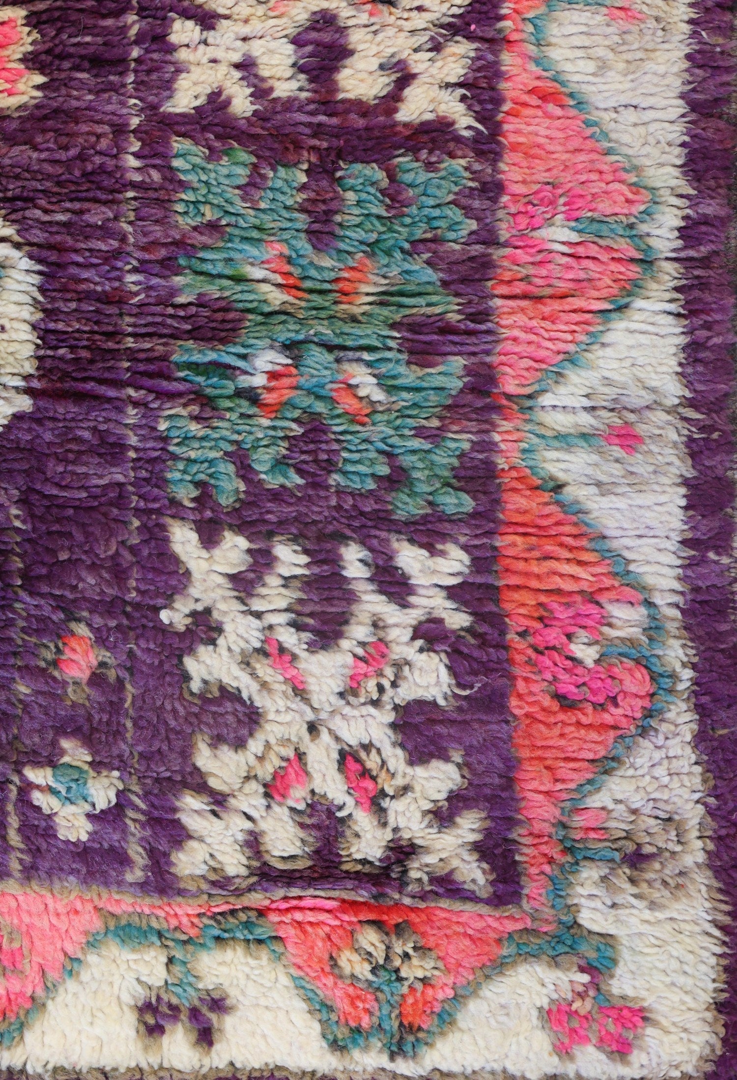 Vintage Berber Handwoven Tribal Rug, J74104