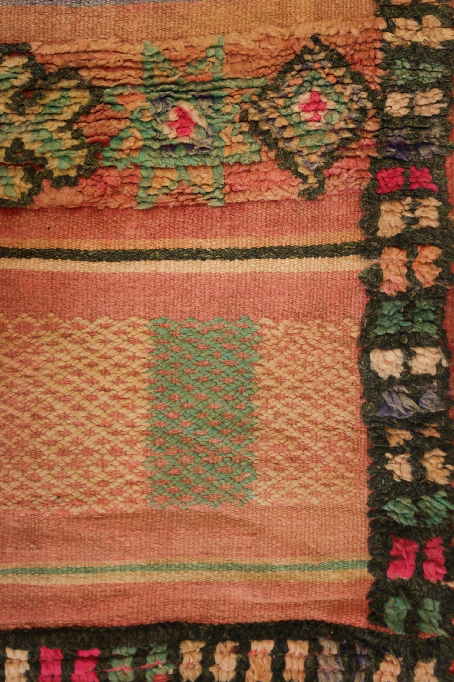 Vintage Berber Handwoven Tribal Rug, J74252