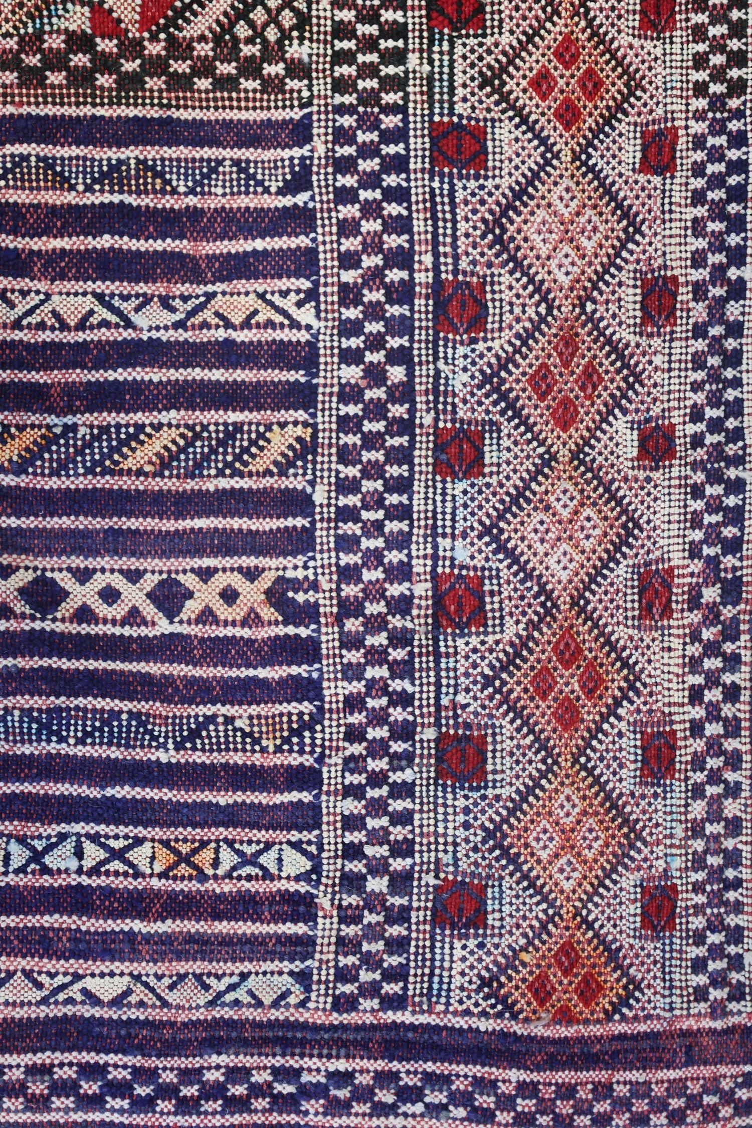 Vintage Berber Handwoven Tribal Rug, J74256