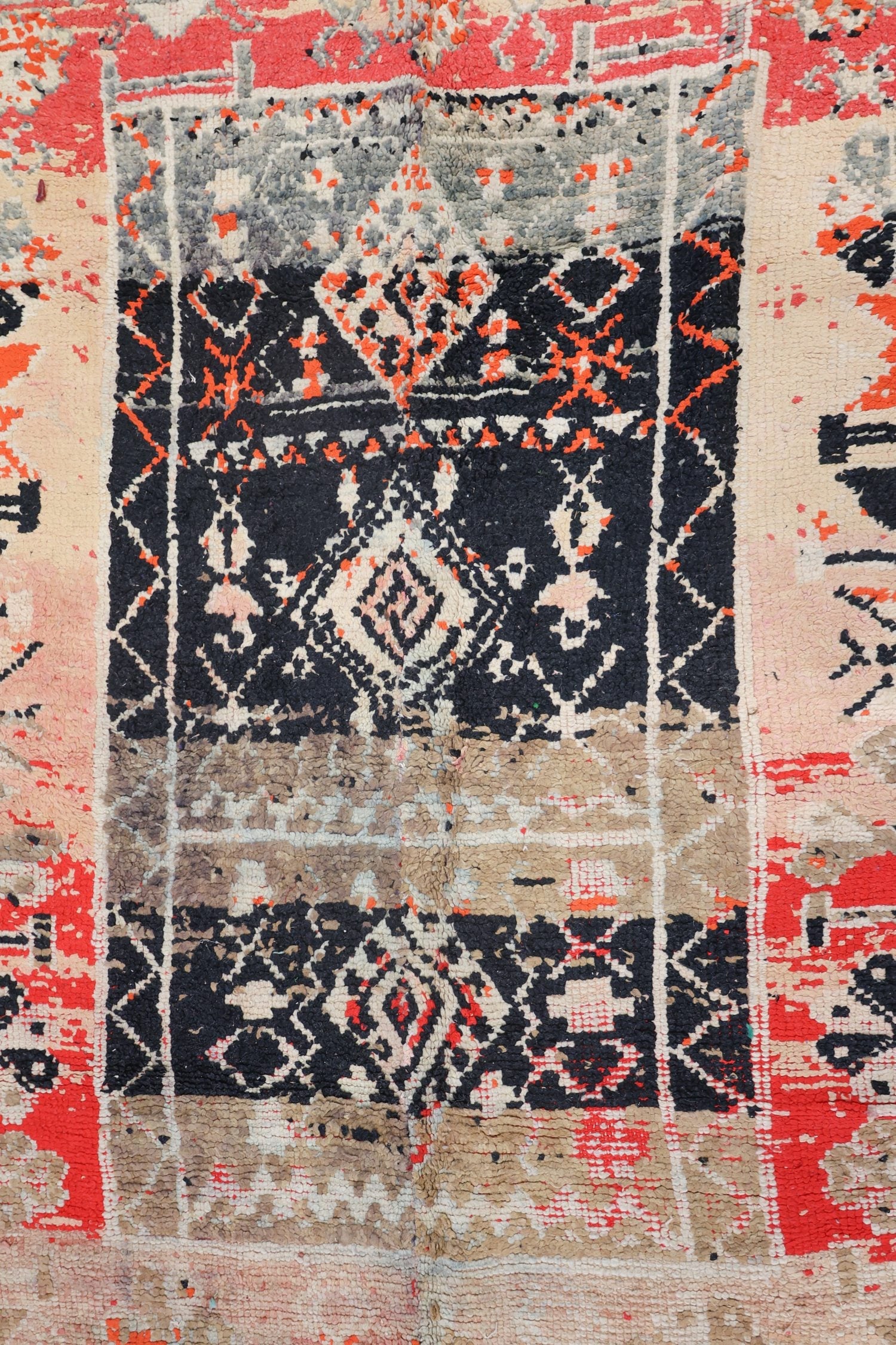 Vintage Berber Handwoven Tribal Rug, J75029