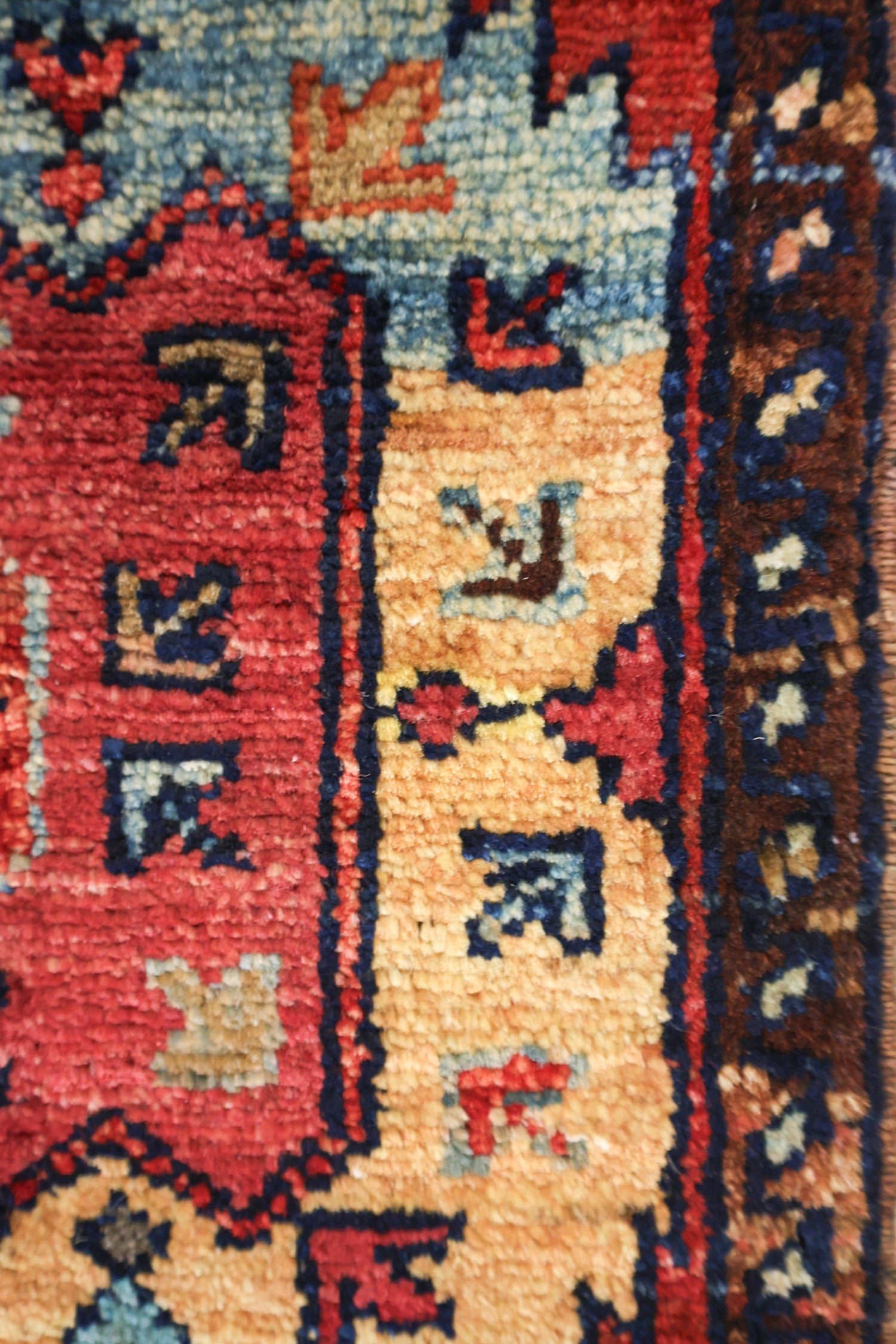 Chodor Handwoven Tribal Rug, J76954