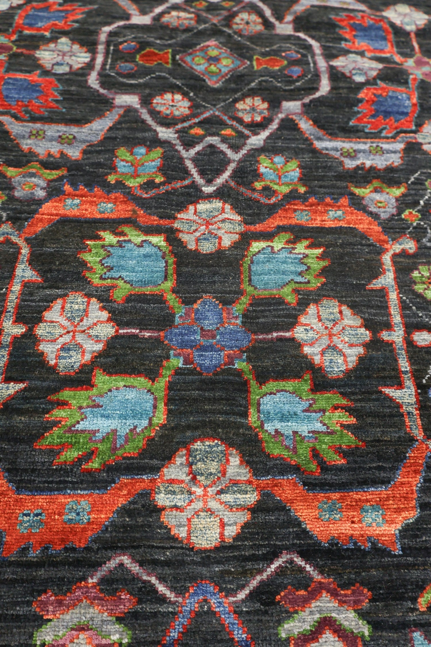 Ferahan Handwoven Tribal Rug, J75182