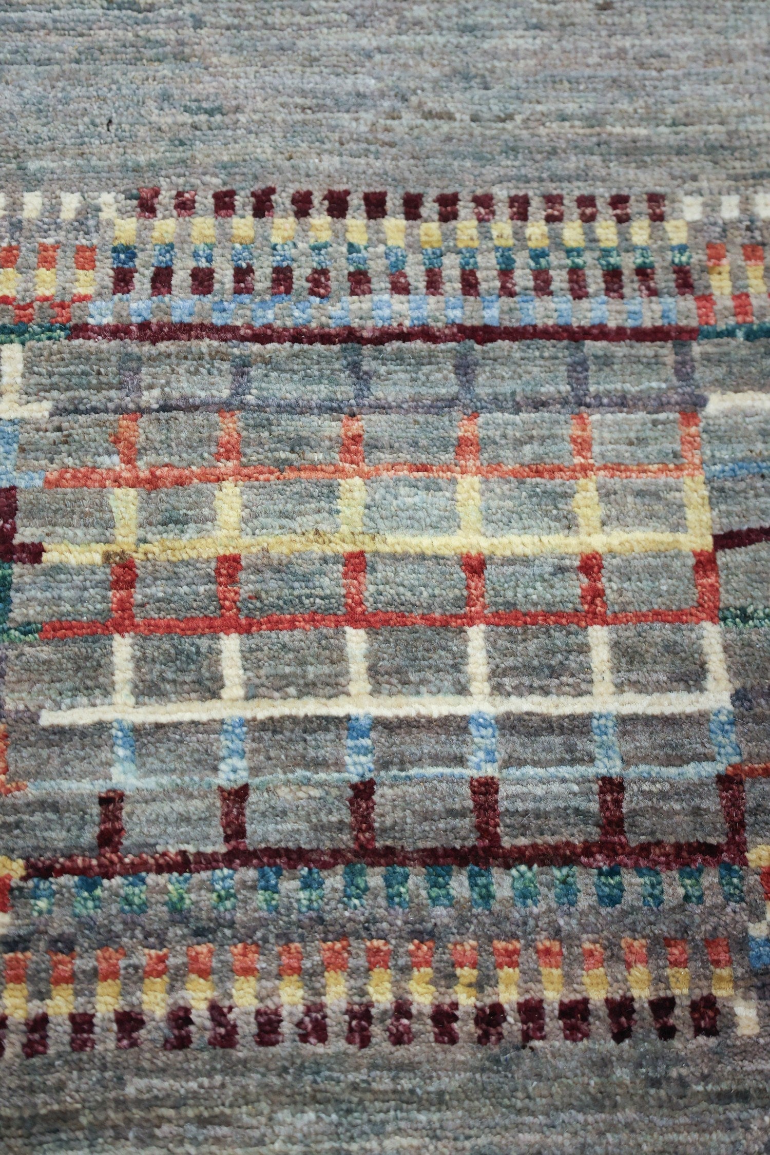 Gabbeh Handwoven Tribal Rug, J76811