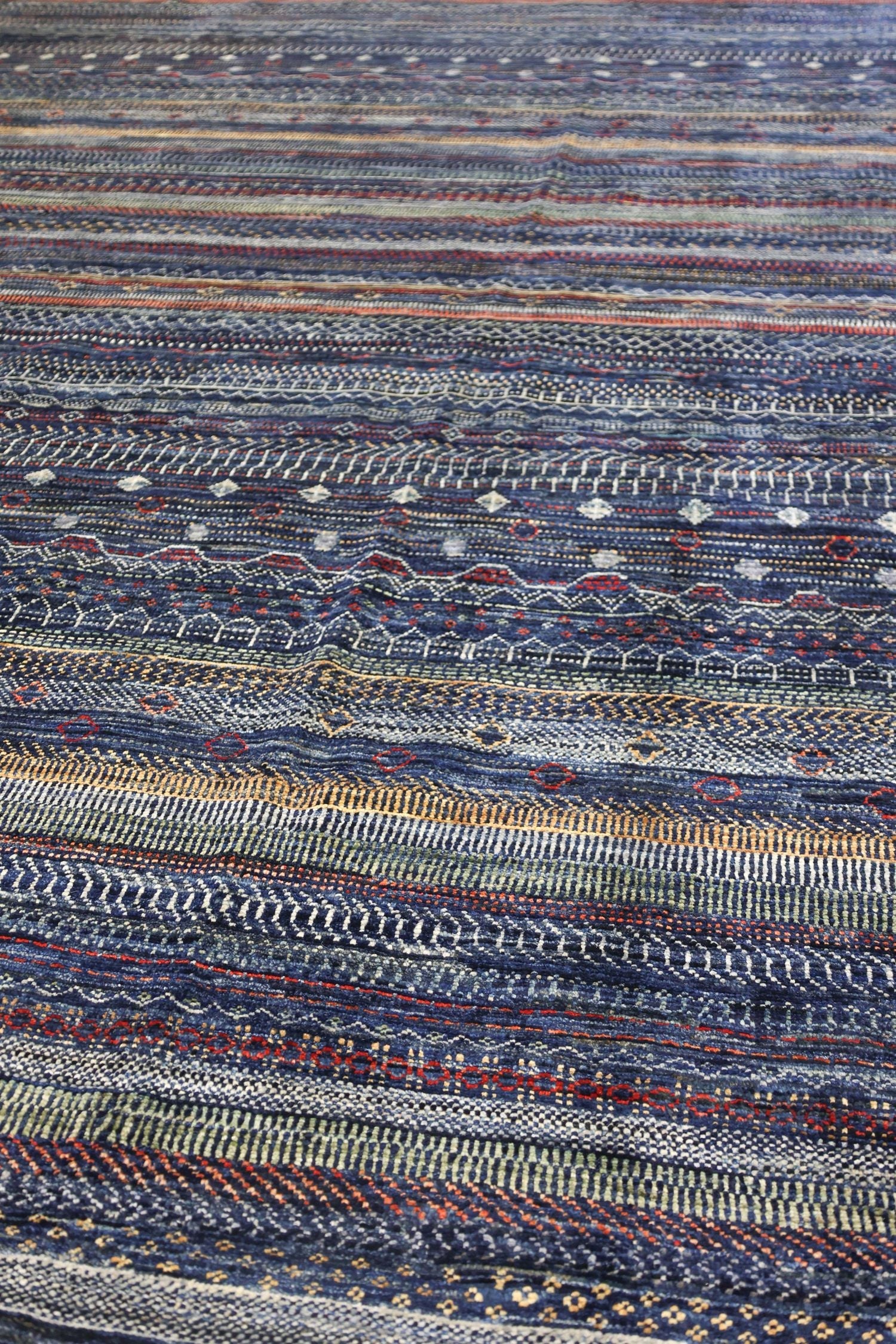 Gabbeh Handwoven Tribal Rug, J77062