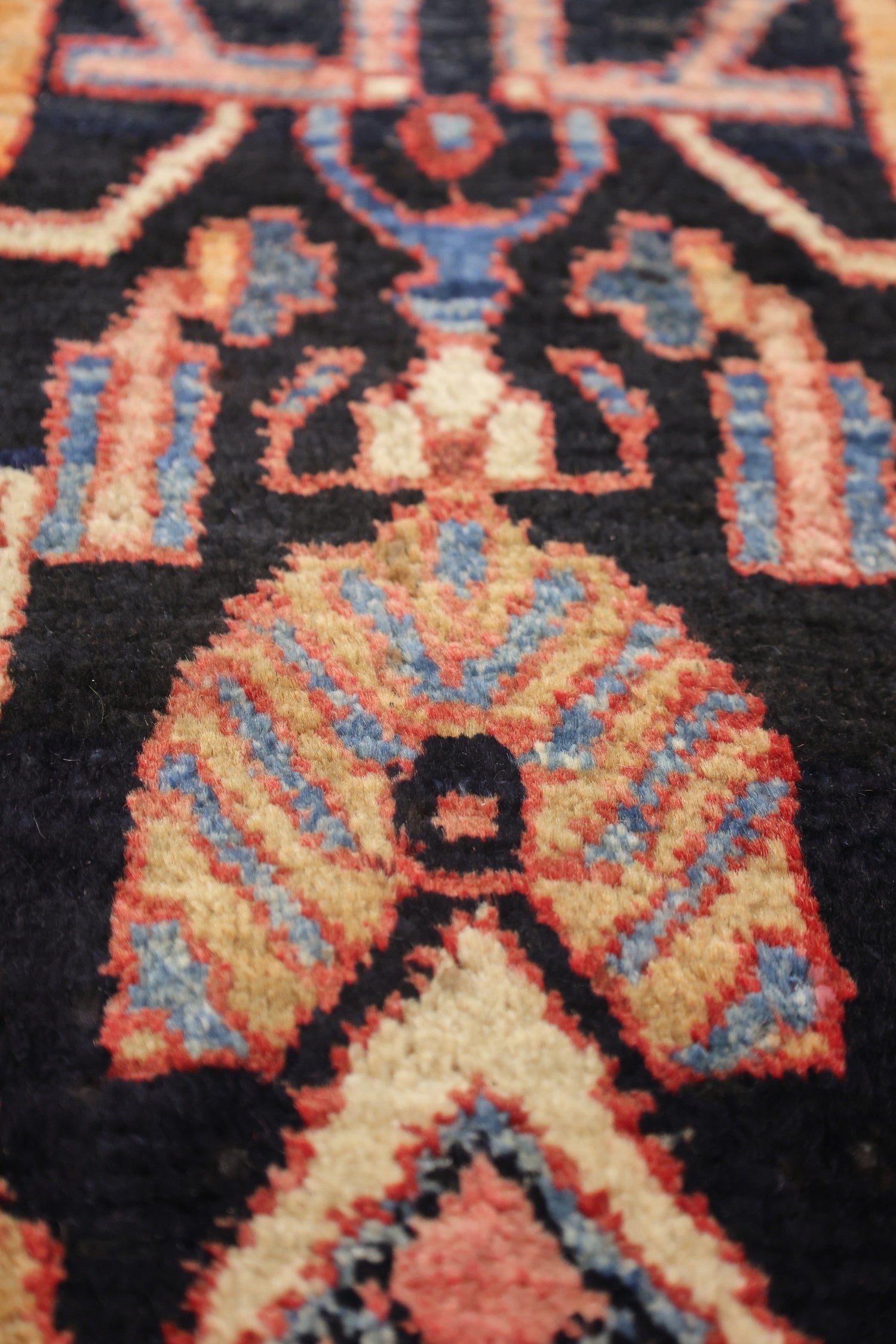 Vintage Hamadan Handwoven Tribal Rug, J75051