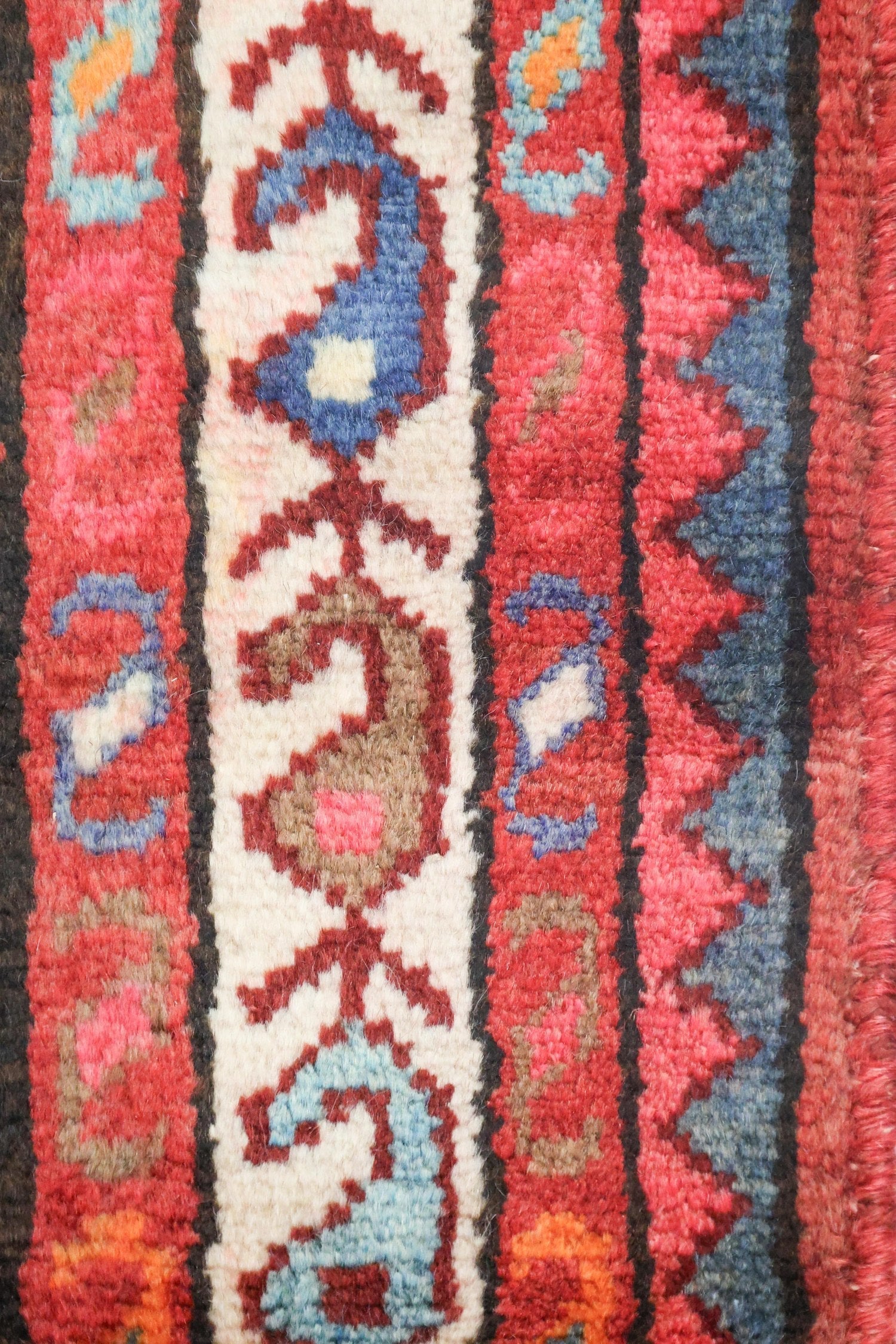 Vintage Hamadan Handwoven Tribal Rug, J75054