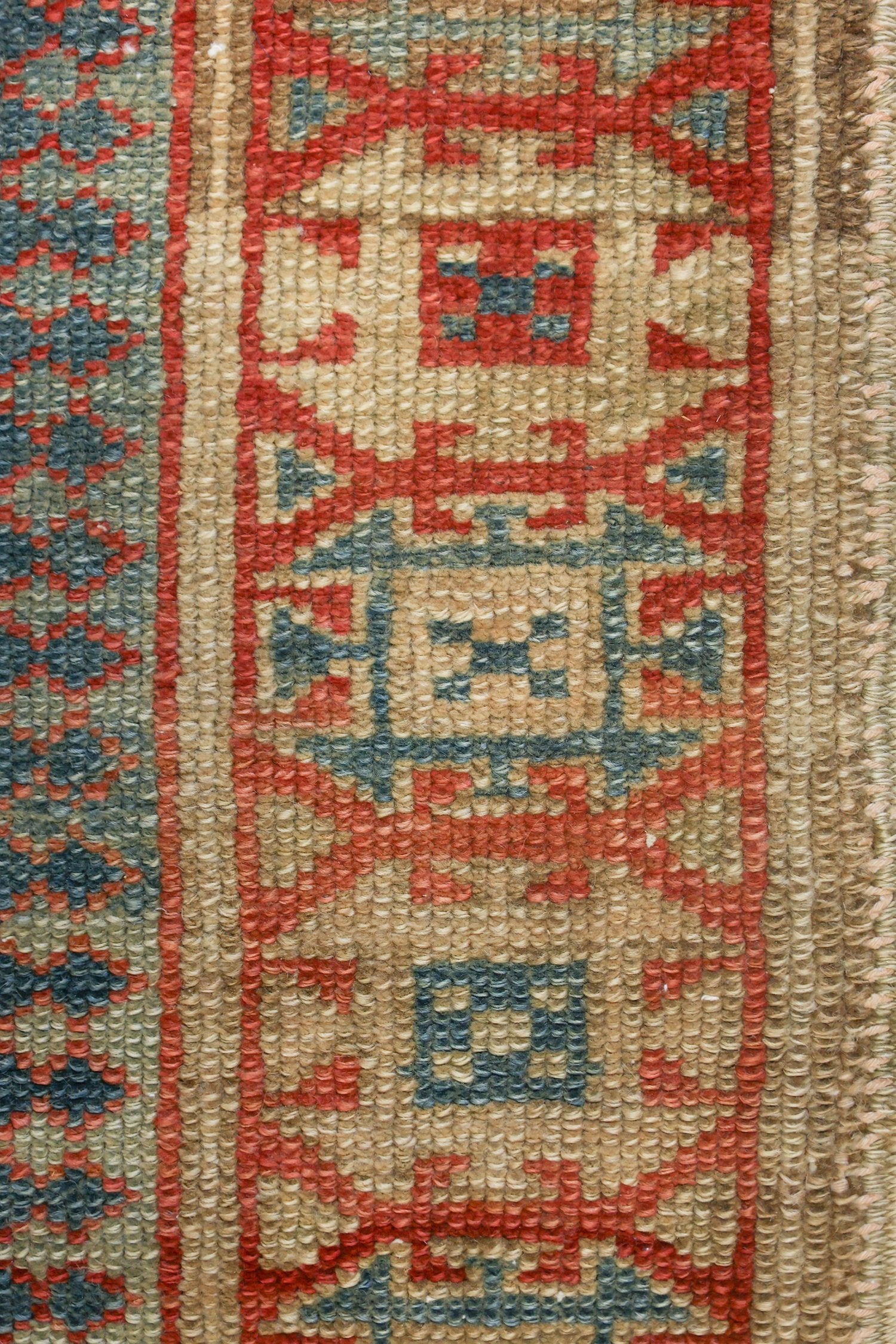 Vintage Heriz Handwoven Tribal Rug, J69210