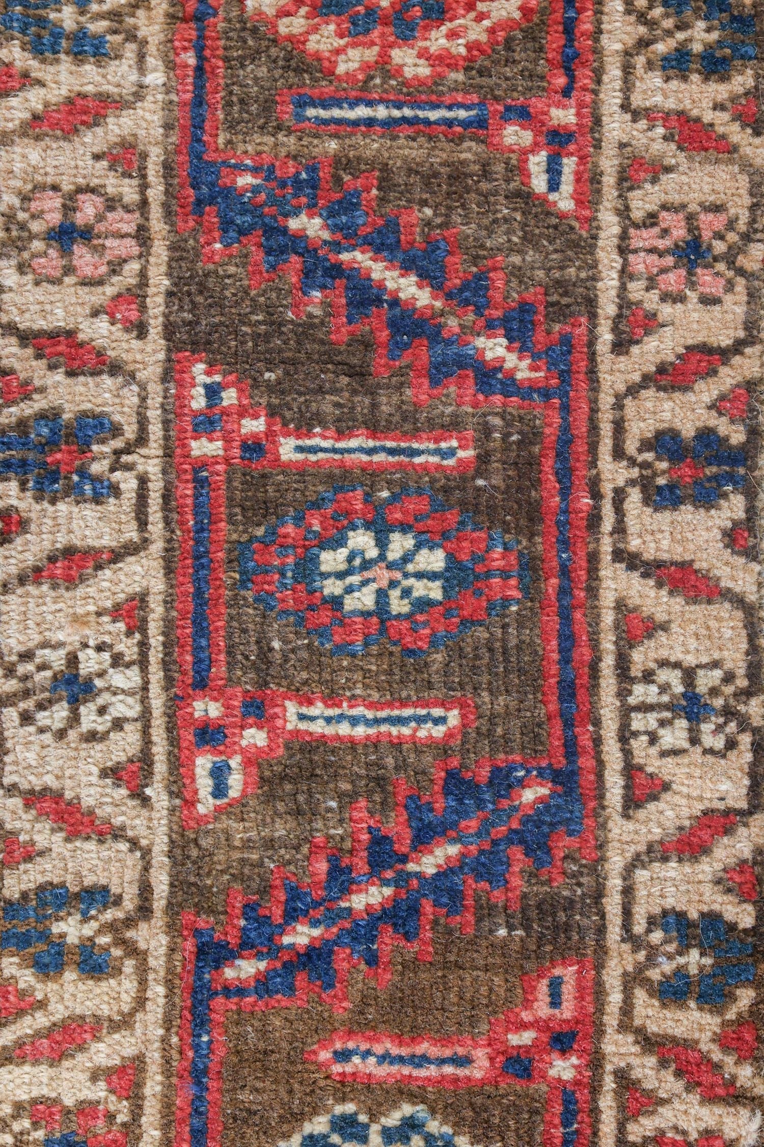 Vintage Heriz Handwoven Tribal Rug, J69211