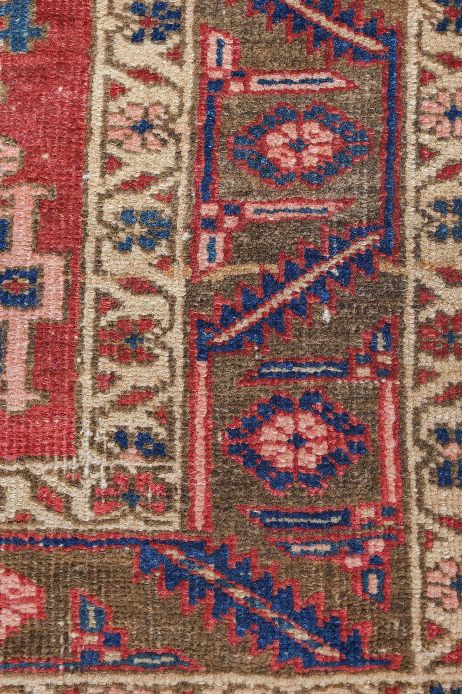 Vintage Heriz Handwoven Tribal Rug, J69211