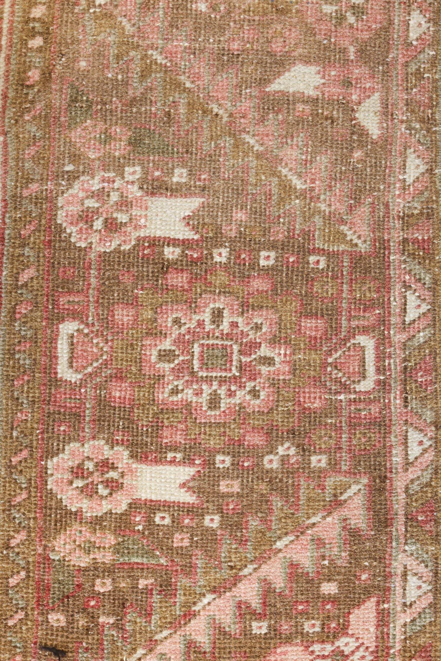 Vintage Heriz Handwoven Tribal Rug, J69970