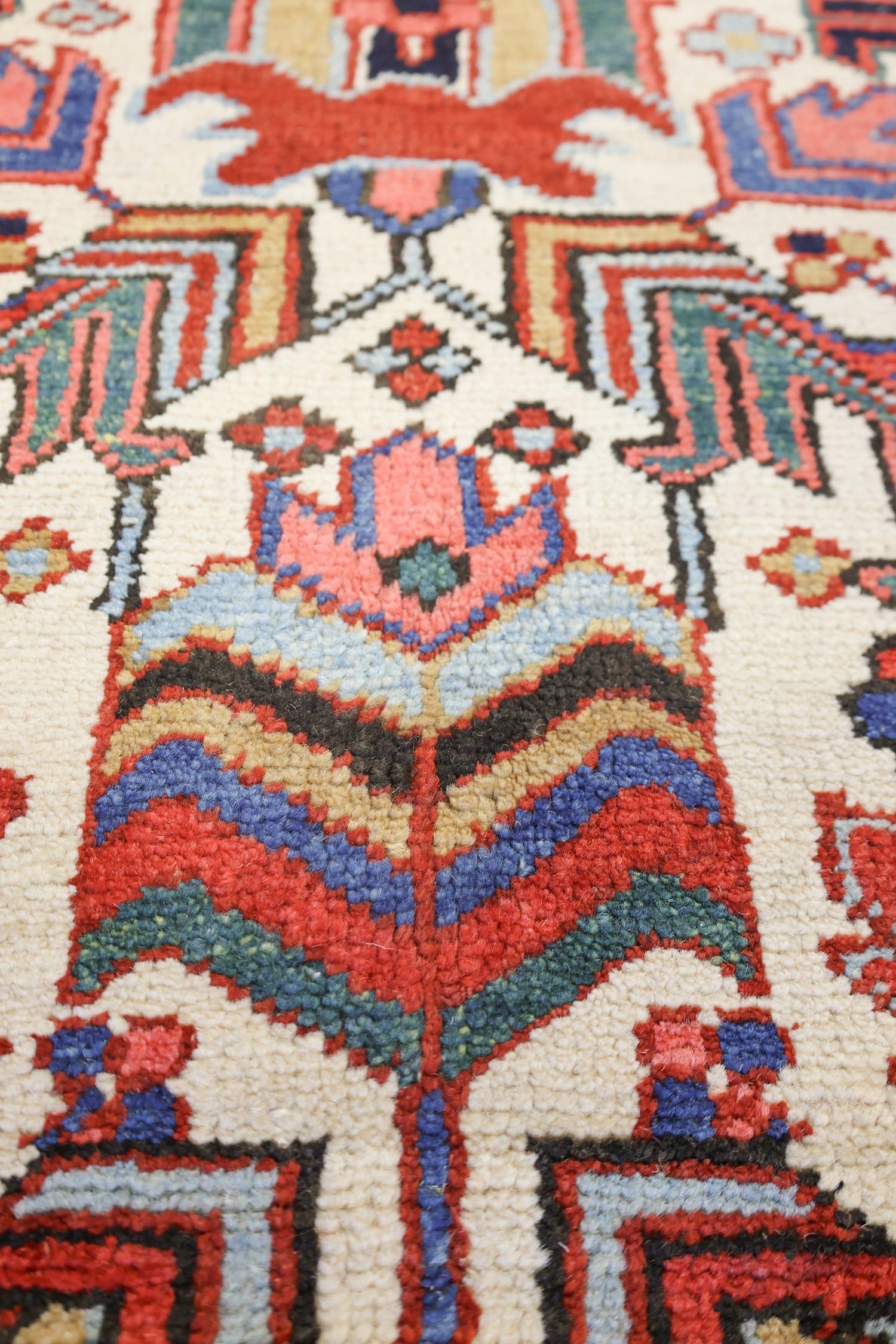 Antique Heriz Handwoven Tribal Rug, J69978