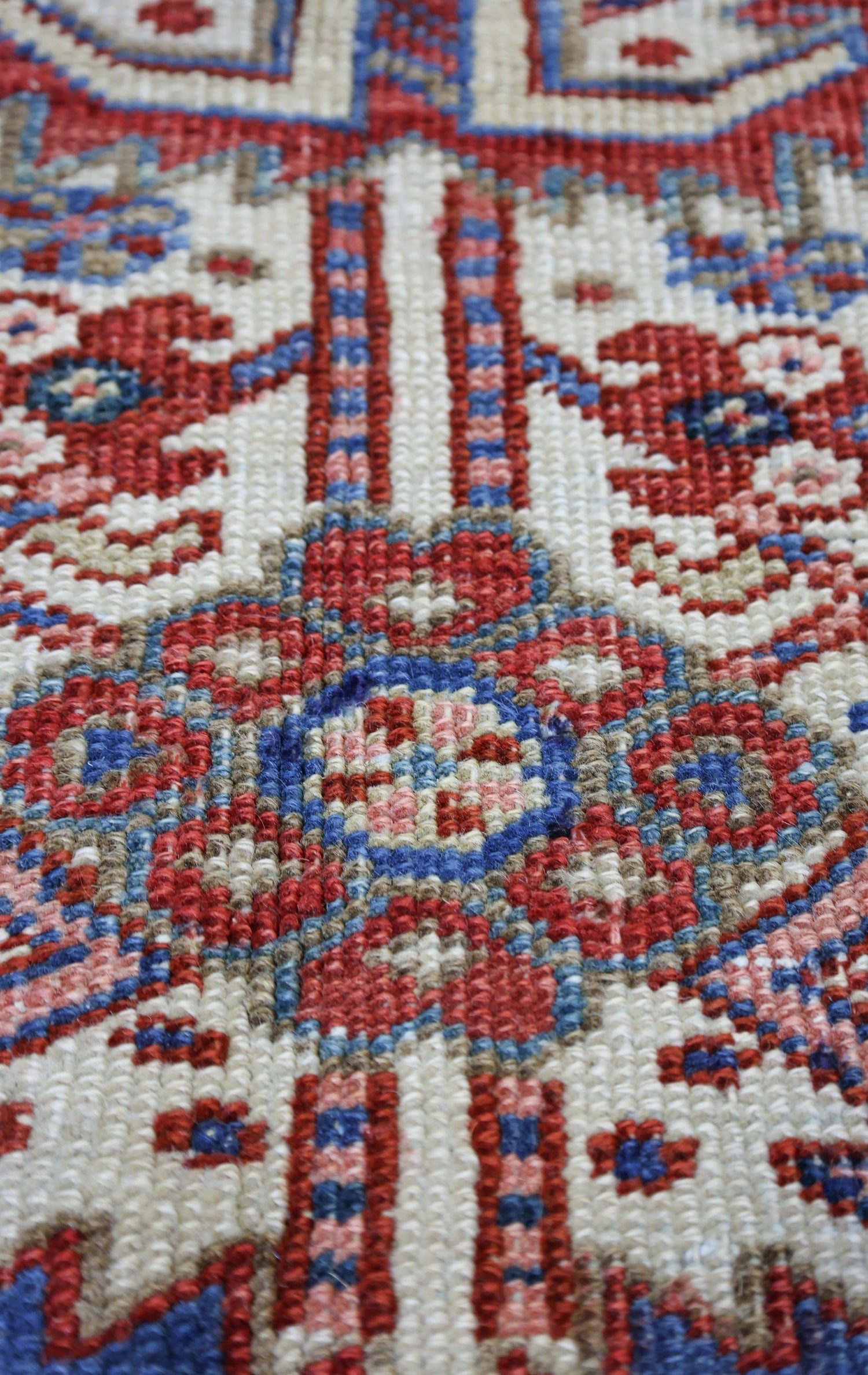 Vintage Heriz Handwoven Tribal Rug, J69979