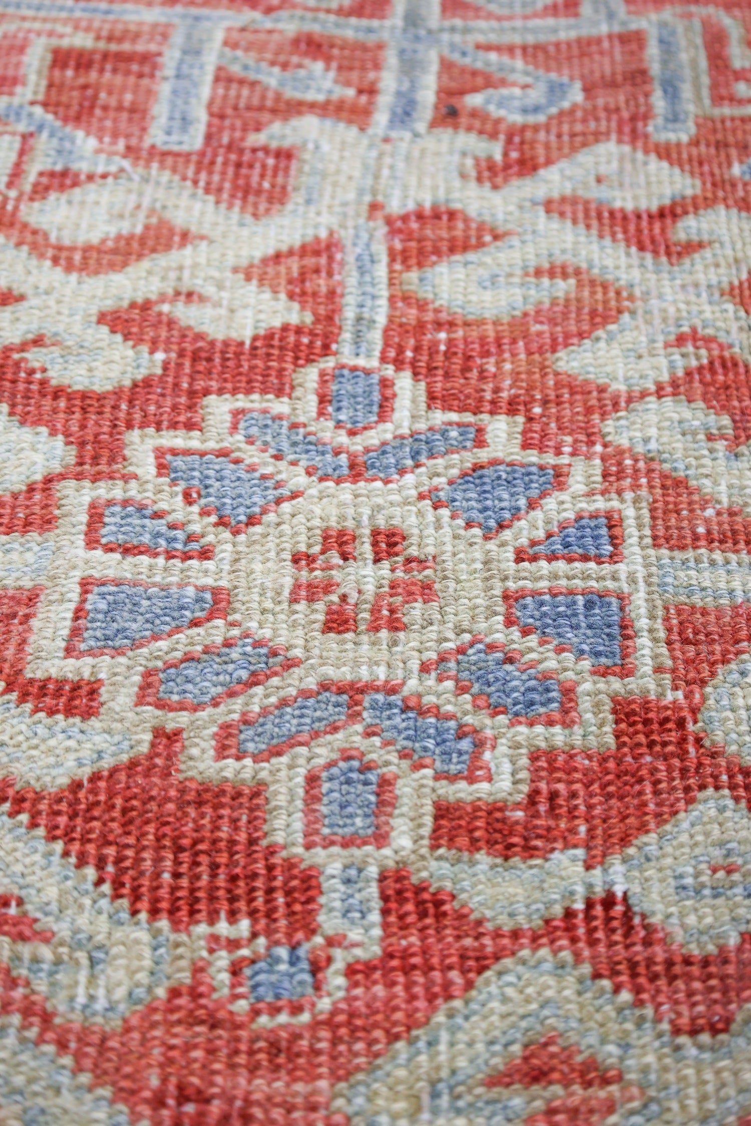 Vintage Heriz Handwoven Tribal Rug, J69991