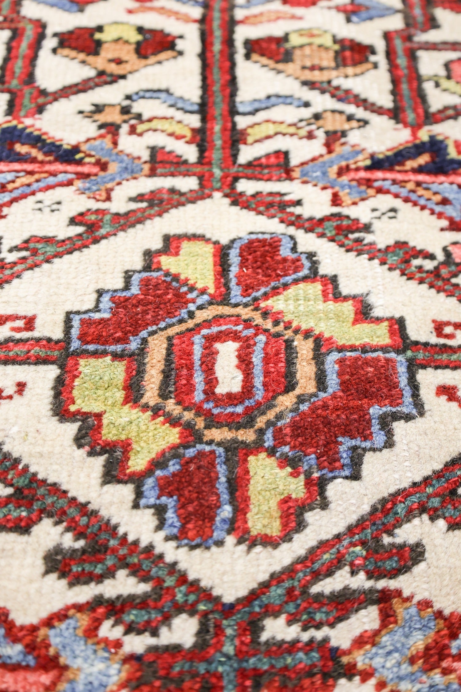 Antique Heriz Handwoven Tribal Rug, J70010