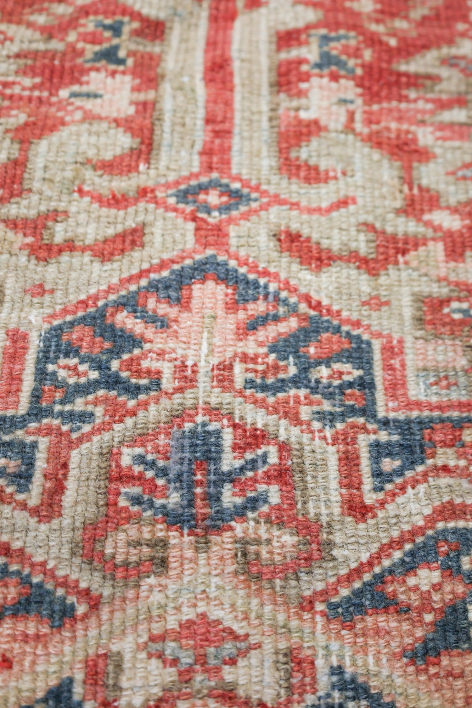 Vintage Heriz Handwoven Tribal Rug, J70011