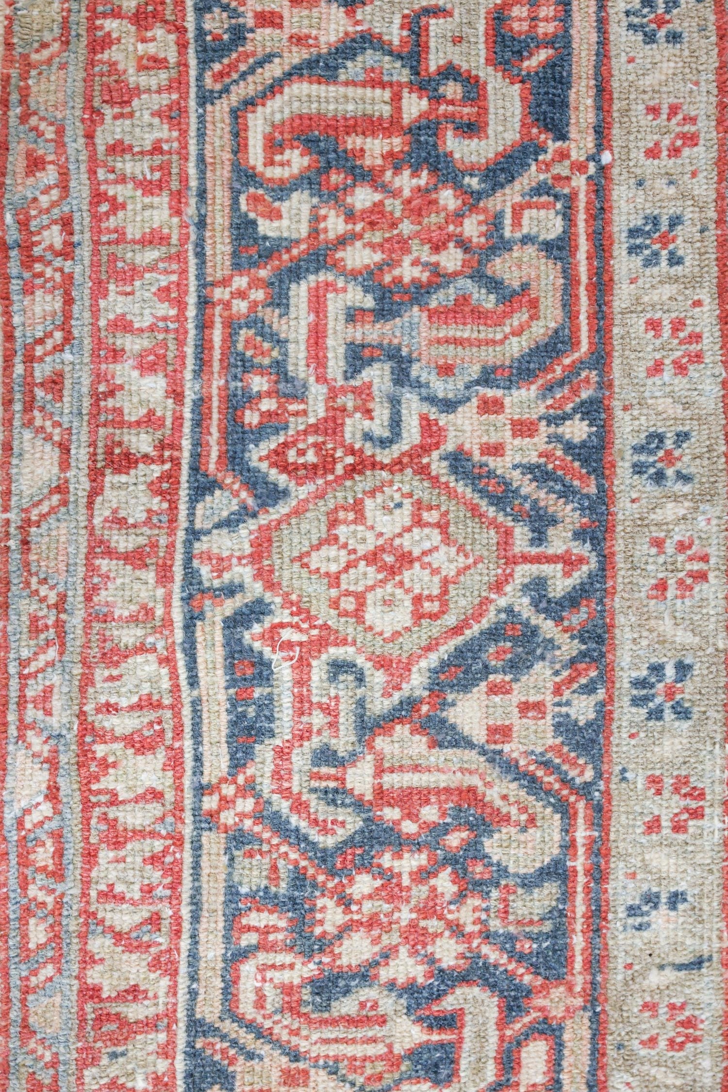 Vintage Heriz Handwoven Tribal Rug, J70011