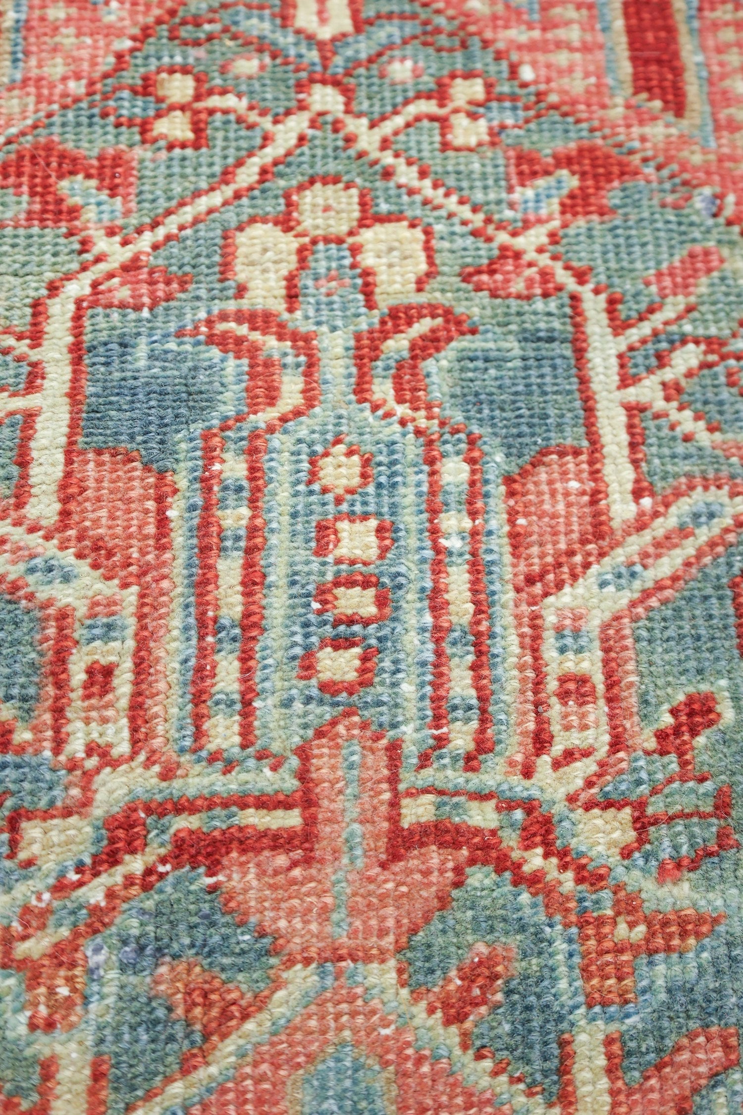 Vintage Heriz Handwoven Tribal Rug, J70021