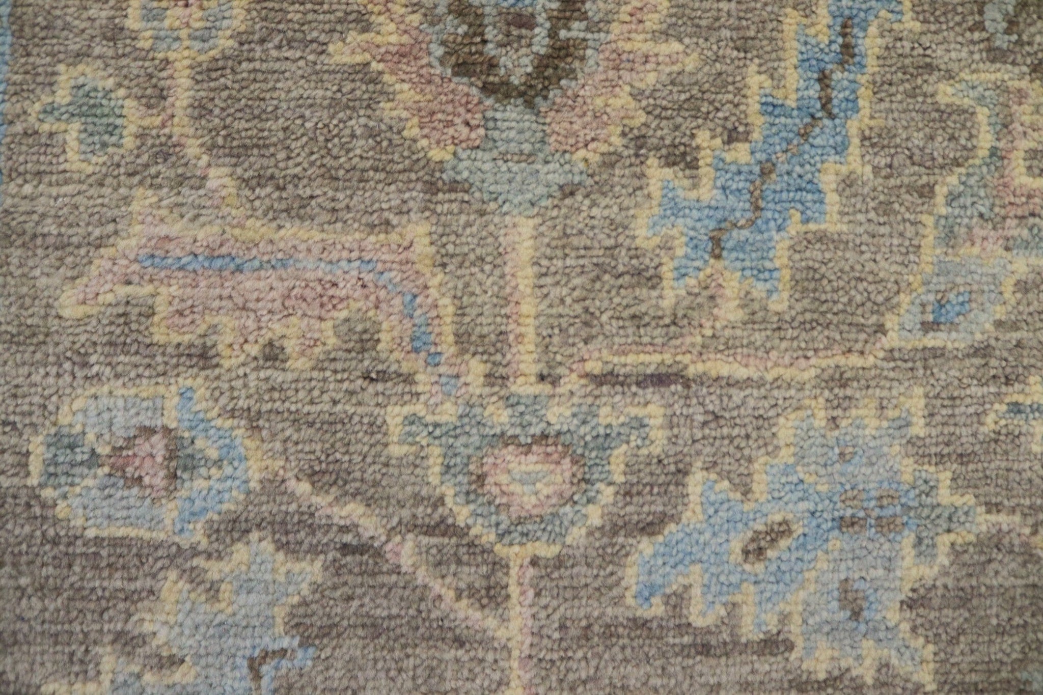 Heriz Handwoven Tribal Rug, J71469