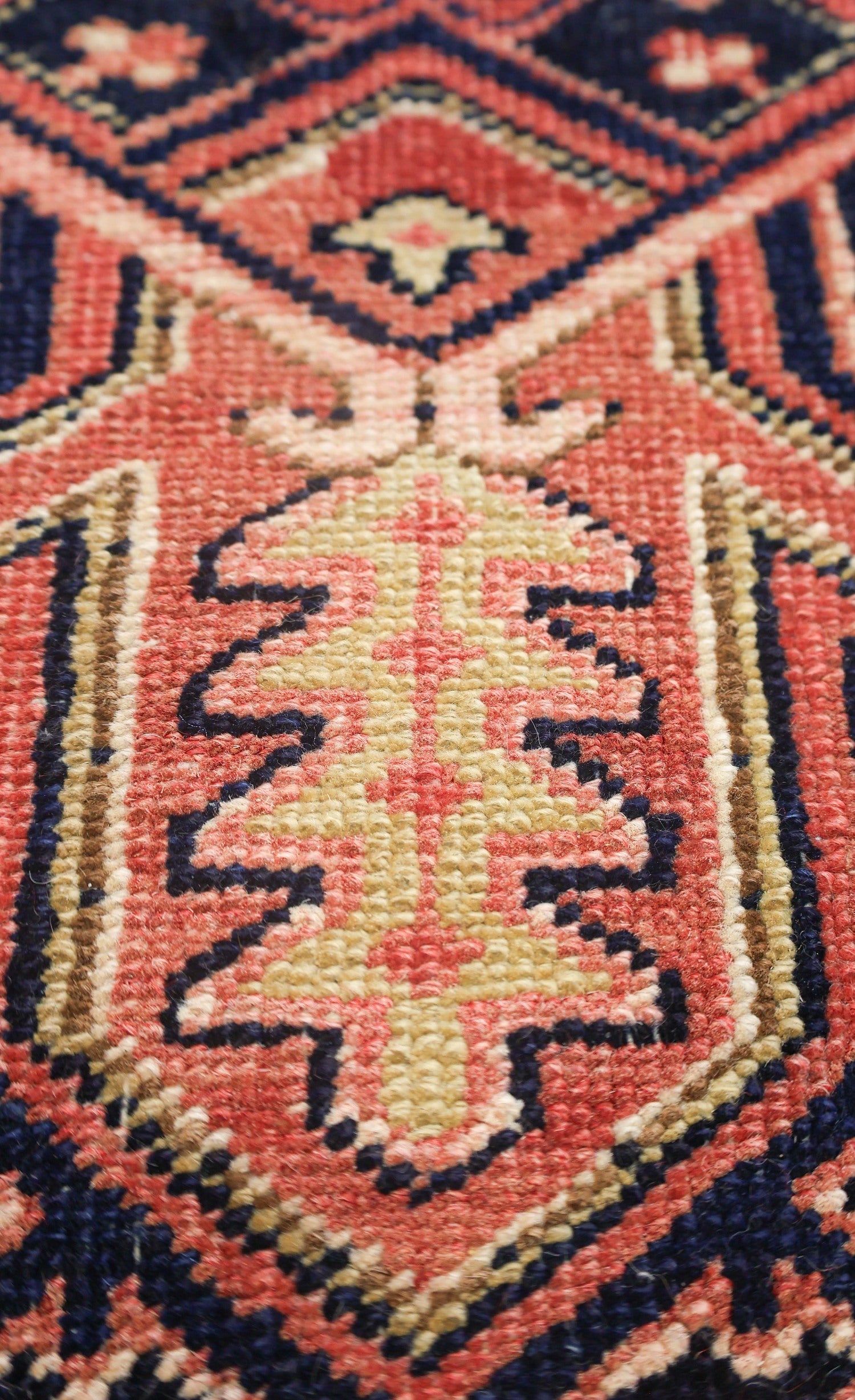 Vintage Heriz Handwoven Tribal Rug, J73080