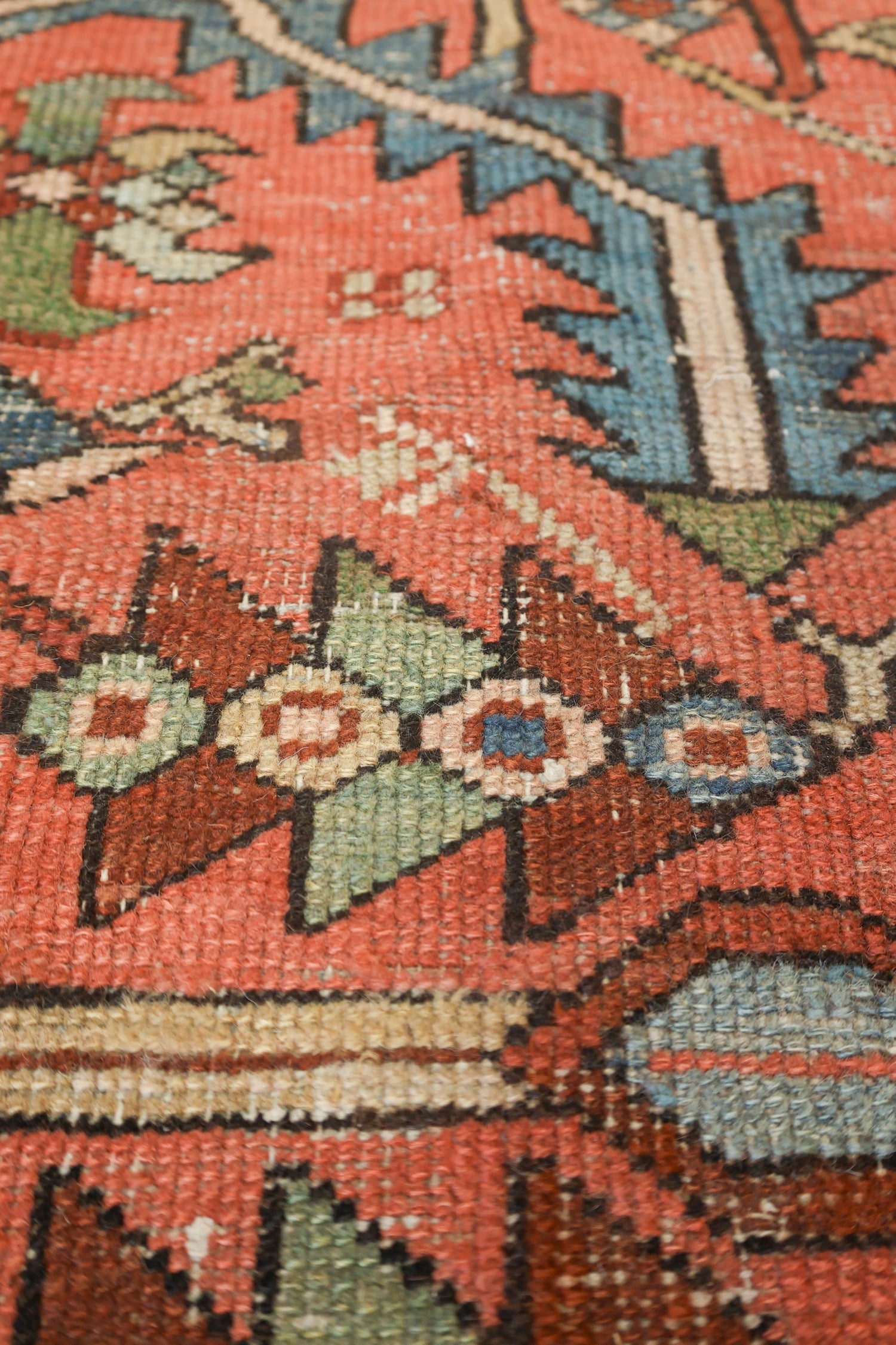 Vintage Heriz Handwoven Tribal Rug, J74039