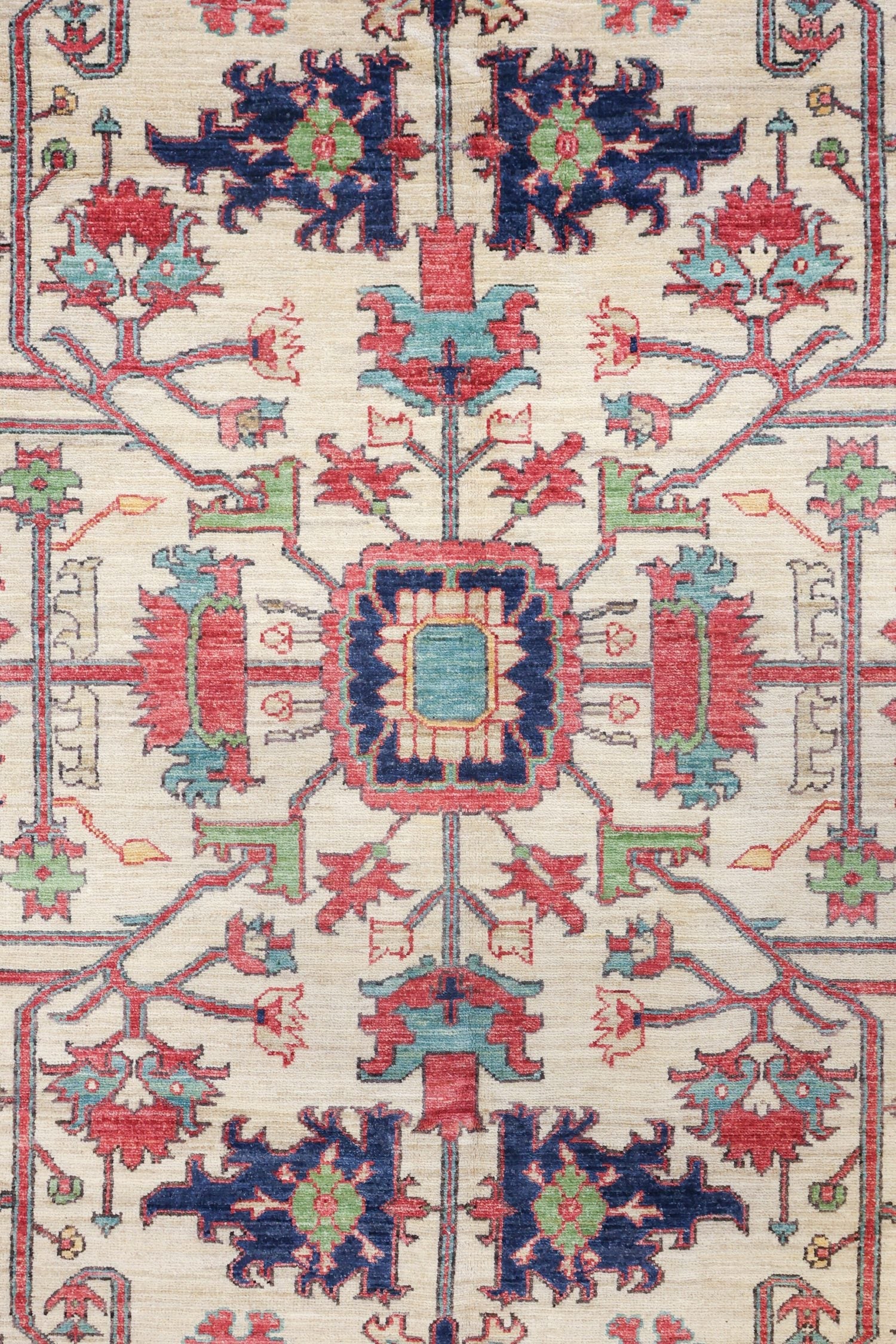 Heriz Handwoven Tribal Rug, J74211