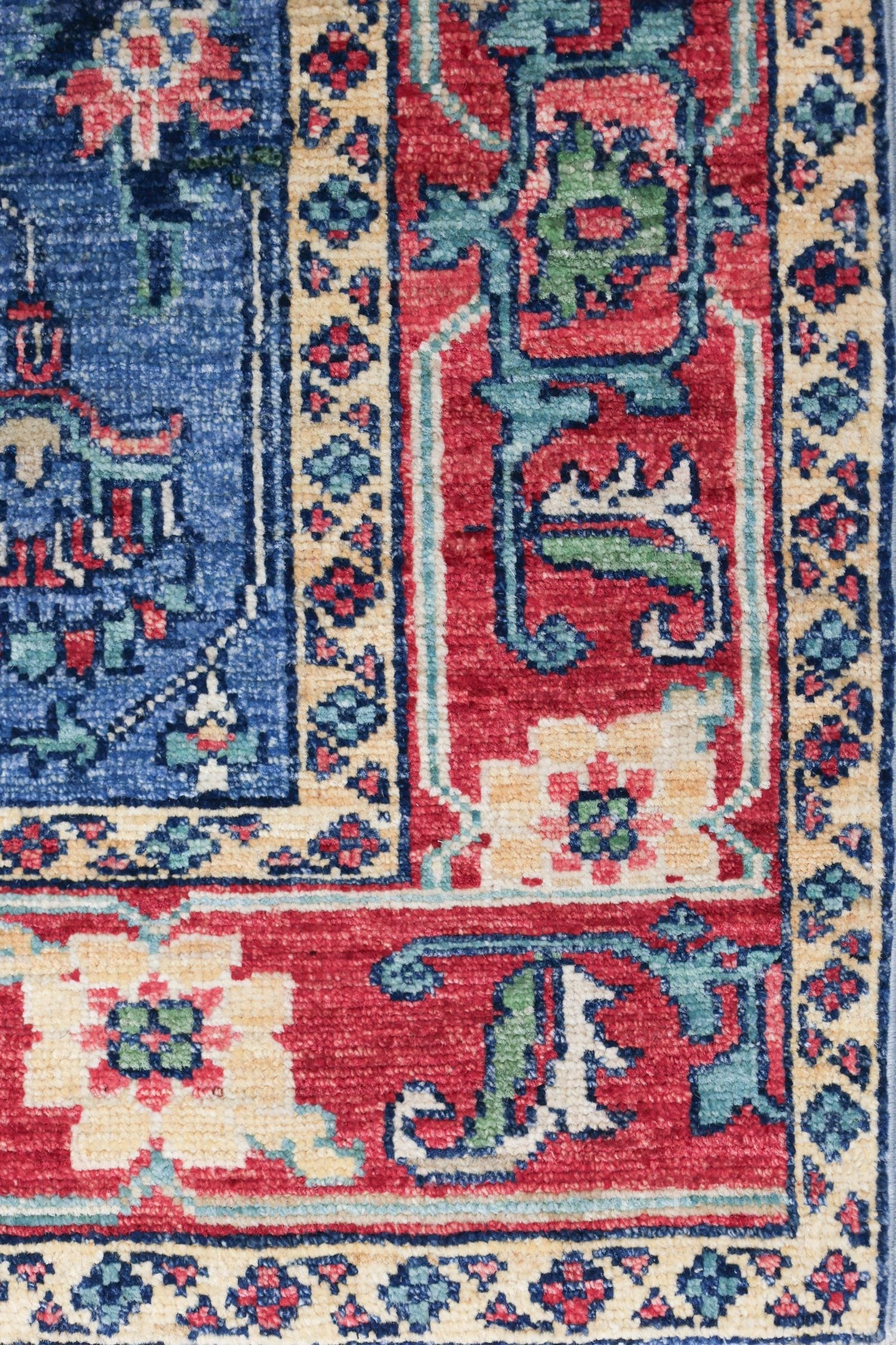 Heriz Handwoven Tribal Rug, J74693