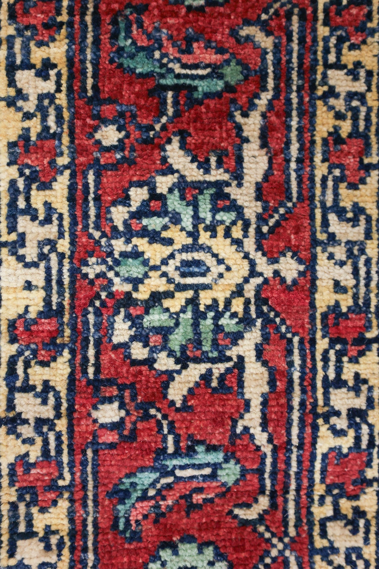 Heriz Handwoven Tribal Rug, J74707