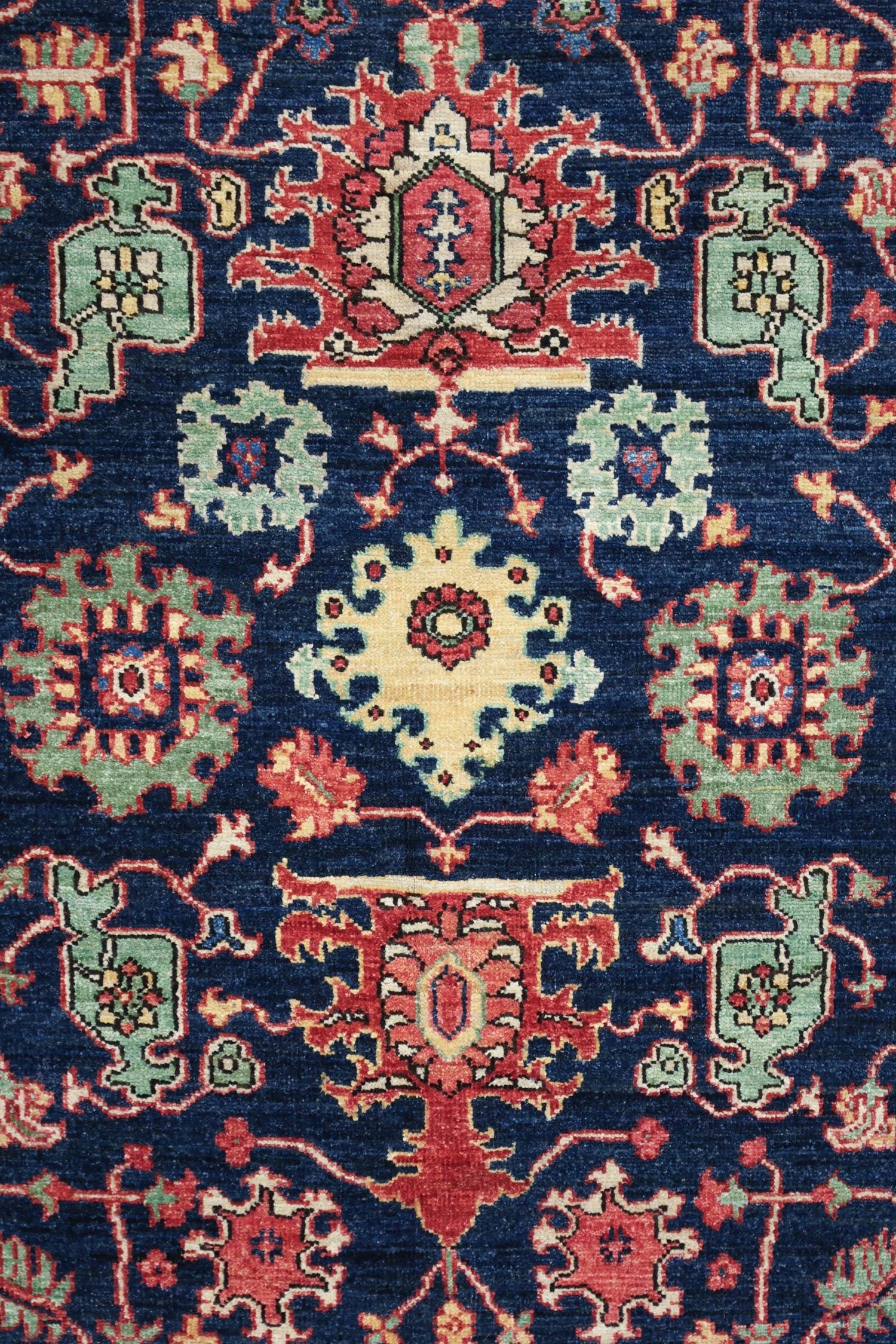 Heriz Handwoven Tribal Rug, J74744