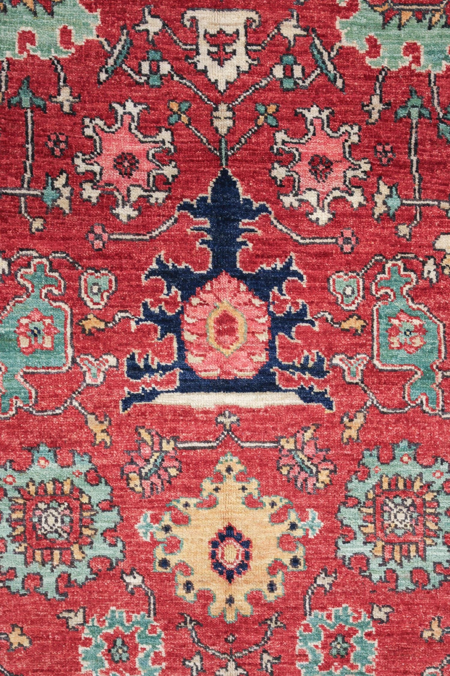 Heriz Handwoven Tribal Rug, J74752