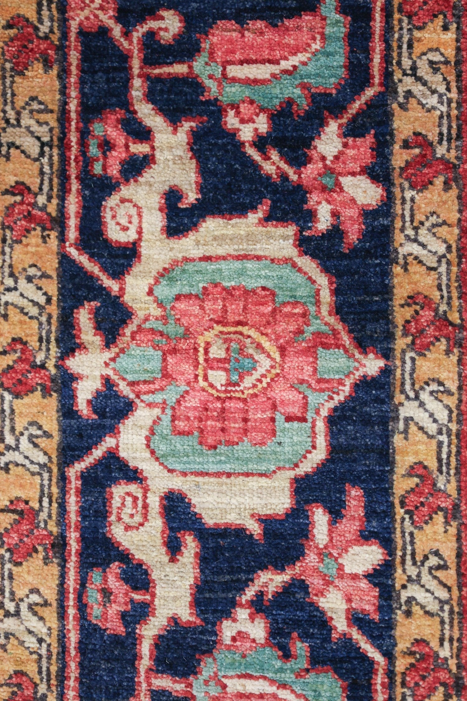 Heriz Handwoven Tribal Rug, J74752